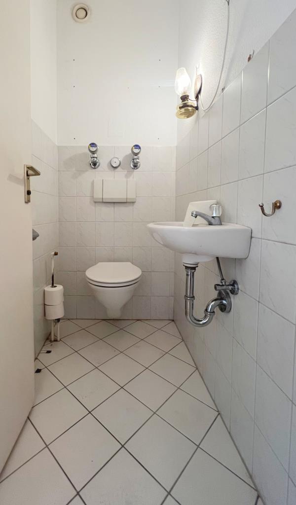 Property thumbnail 12