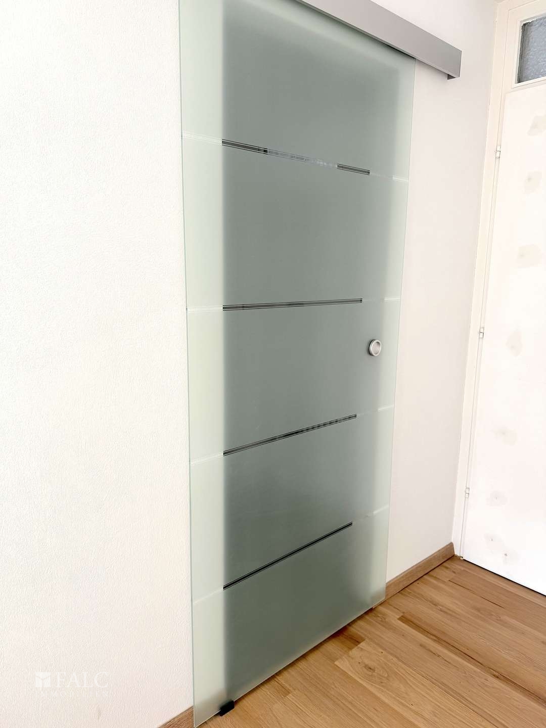 bg