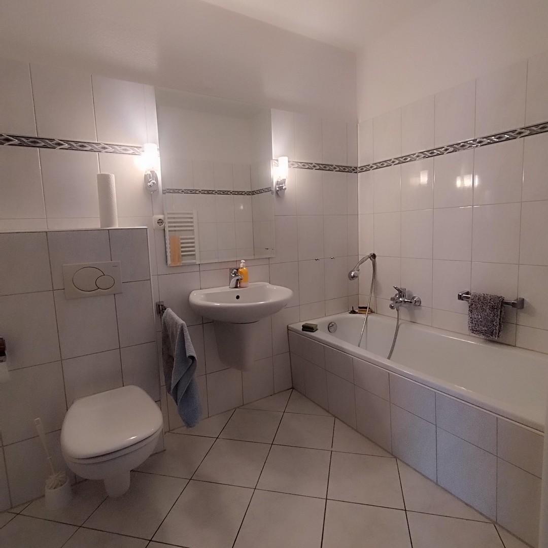 Property thumbnail 9