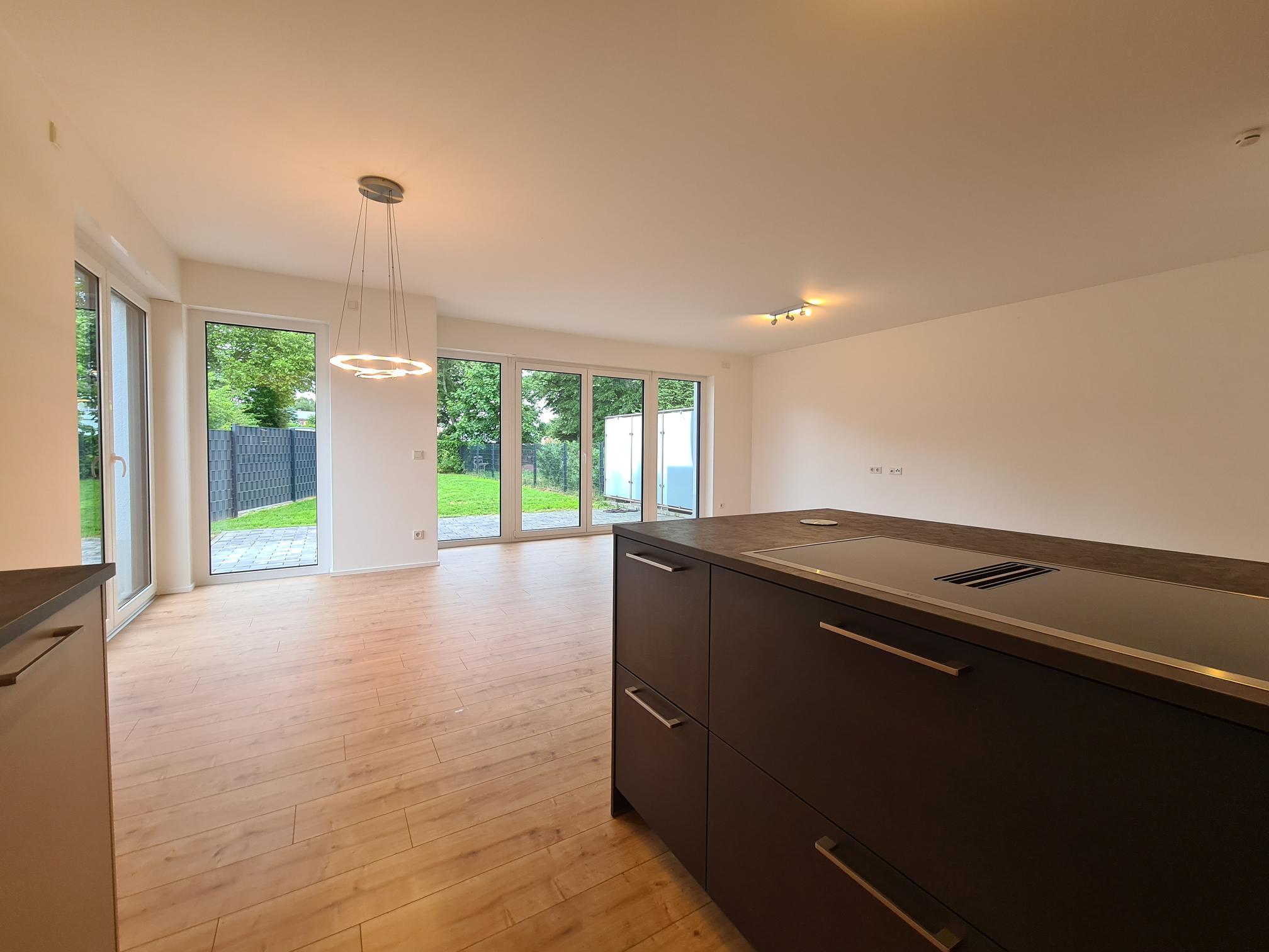 Einziehen und Wohlfühlen - Lichtdurchflutetes Wohnhaus, Neubau 2023, in idyllischer Stadtrandlage – Homburg, Saar – Vorschaubild 16