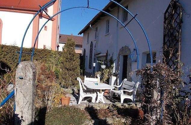 freistehendes Einfamilienhaus mit Entwicklungspotenzial! Unsaniert - Schnäppchen! – Eiterfeld – Vorschaubild 12