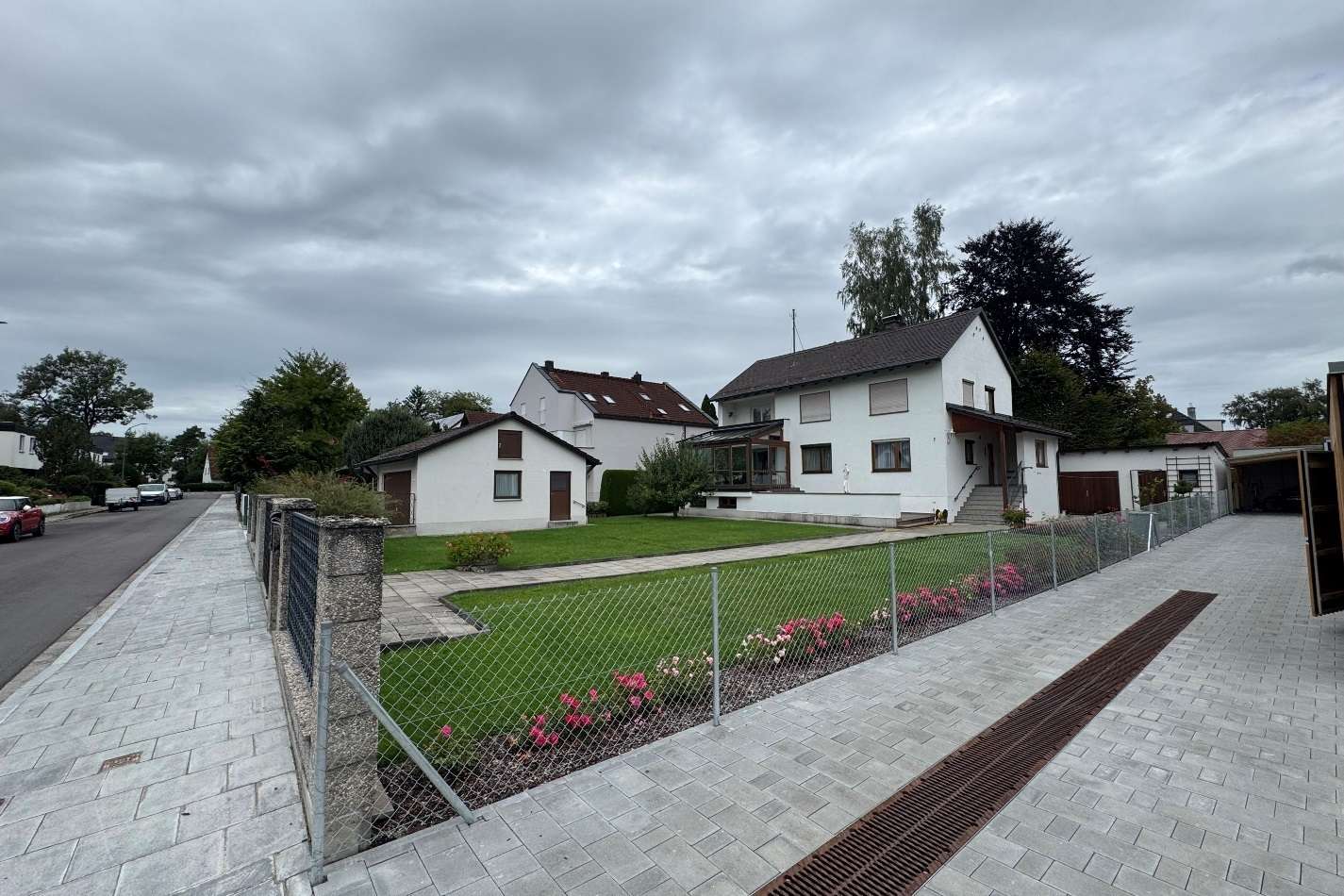 Attraktives Grundstück in Karlsfeld – flexibel nutzbar, beste Lage!