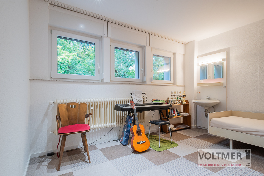 SOMMERGLÜCK - großzügiges Architektenhaus in toller Wohnlage mit gepflegtem Garten! – Neunkirchen – Vorschaubild 11