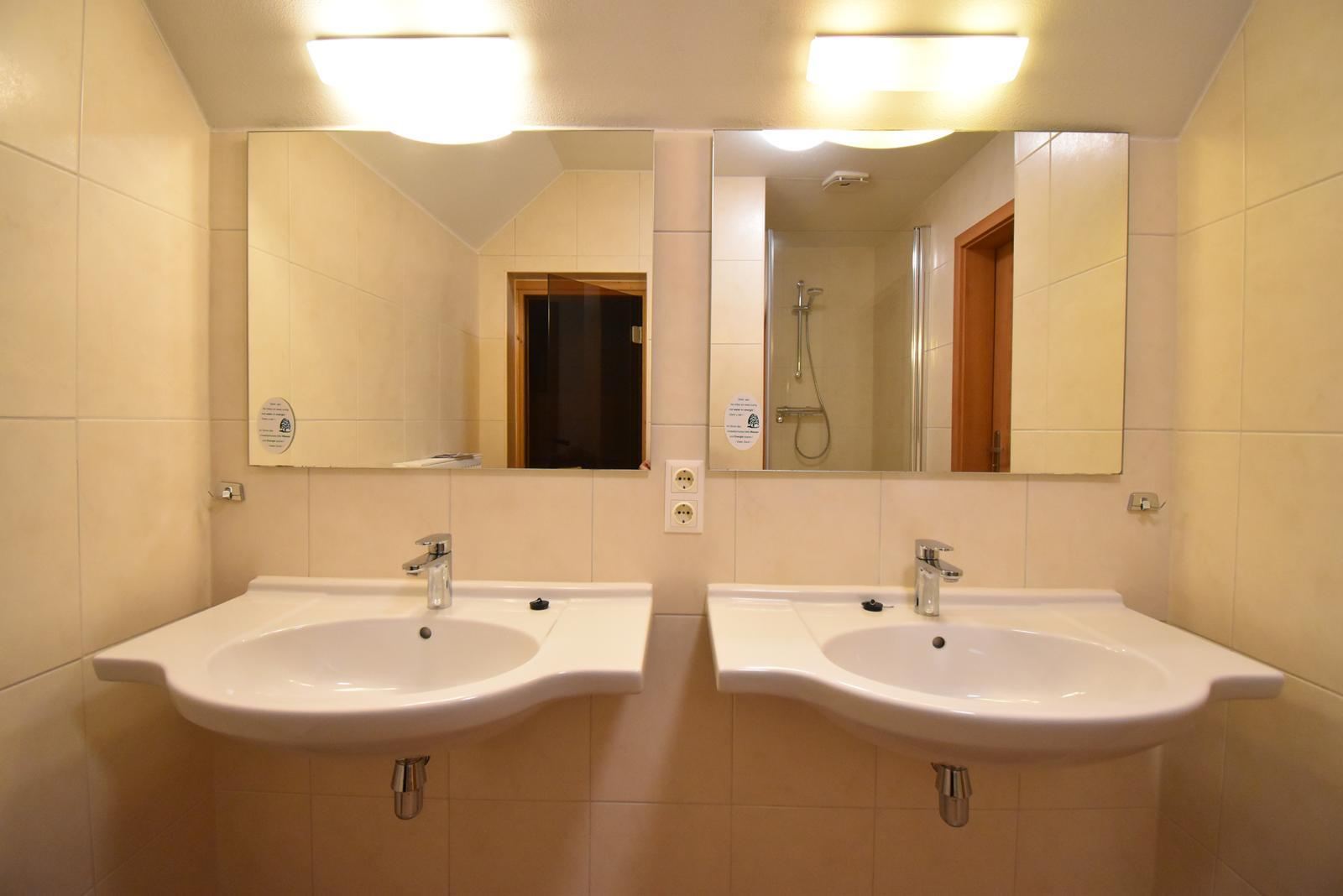 Property thumbnail 17