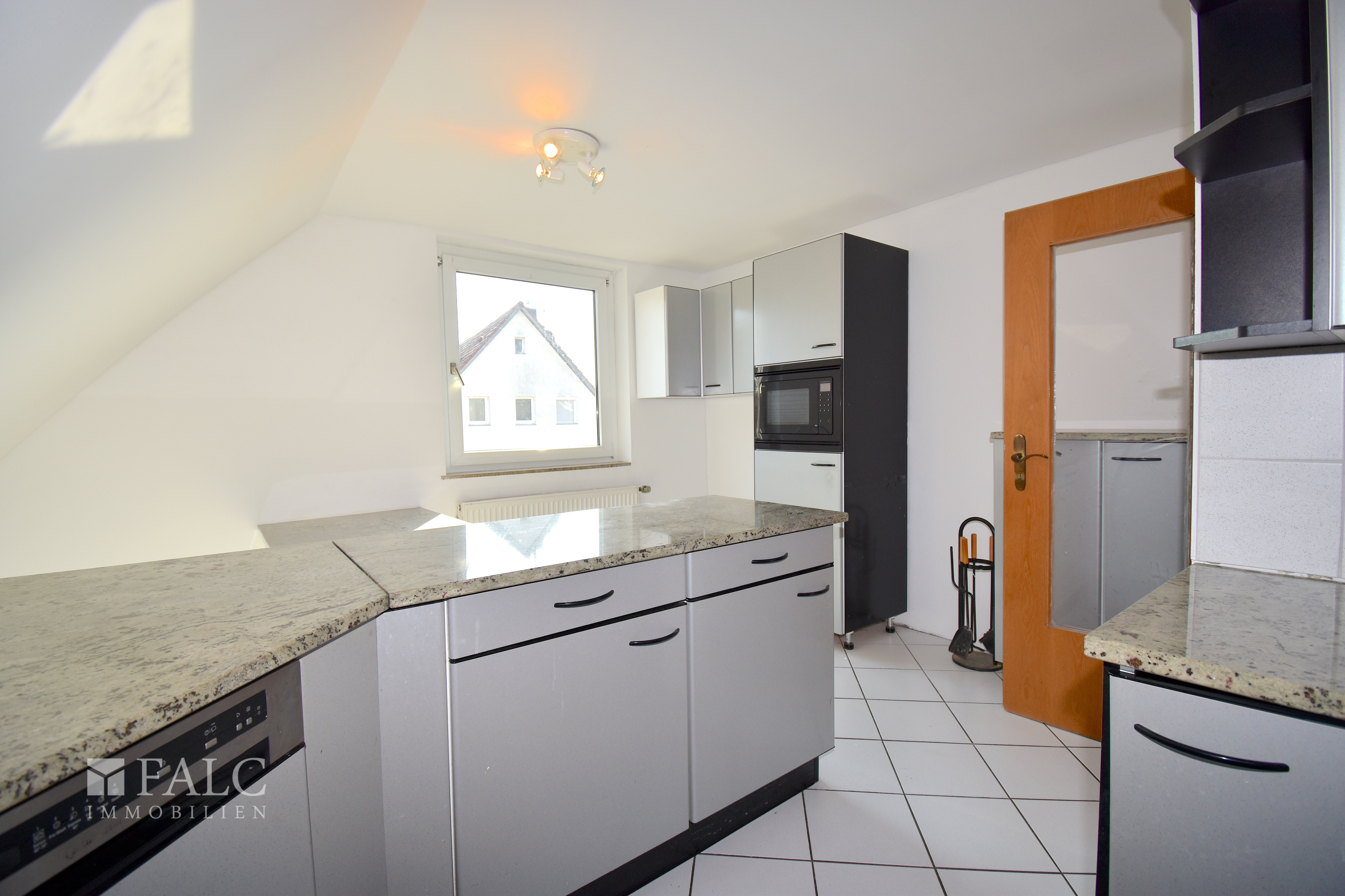 Property thumbnail 13