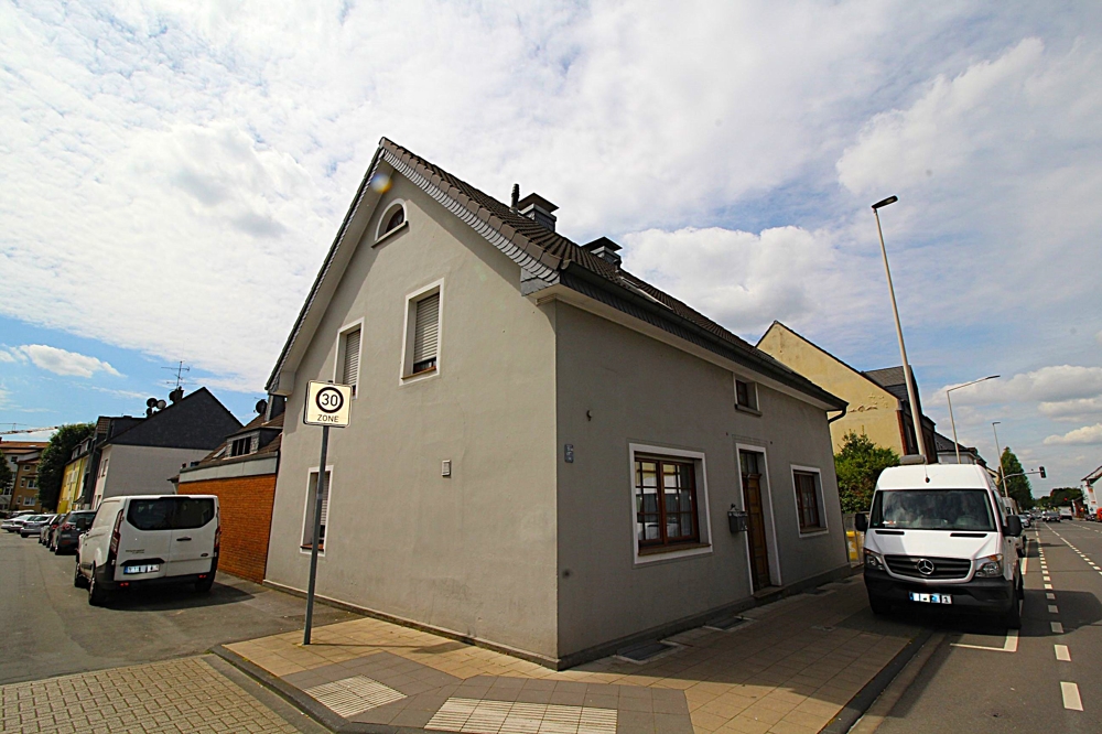 Kernsaniertes Einfamilienhaus mit (Bau)-Grundstück und großem Anbau mit vielen Nutzungsmöglichkeiten – Solingen – Vorschaubild 32
