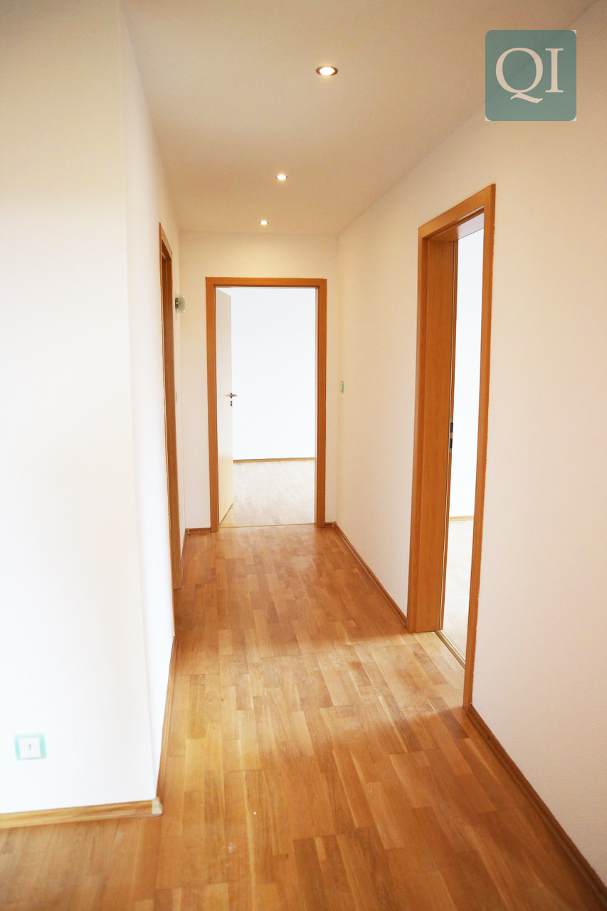 QI: Stadtnah, ruhig, im Grünen – moderne 3-Zimmer-Wohnung mit Balkon zum Wohlfühlen – Hannover – Vorschaubild 3
