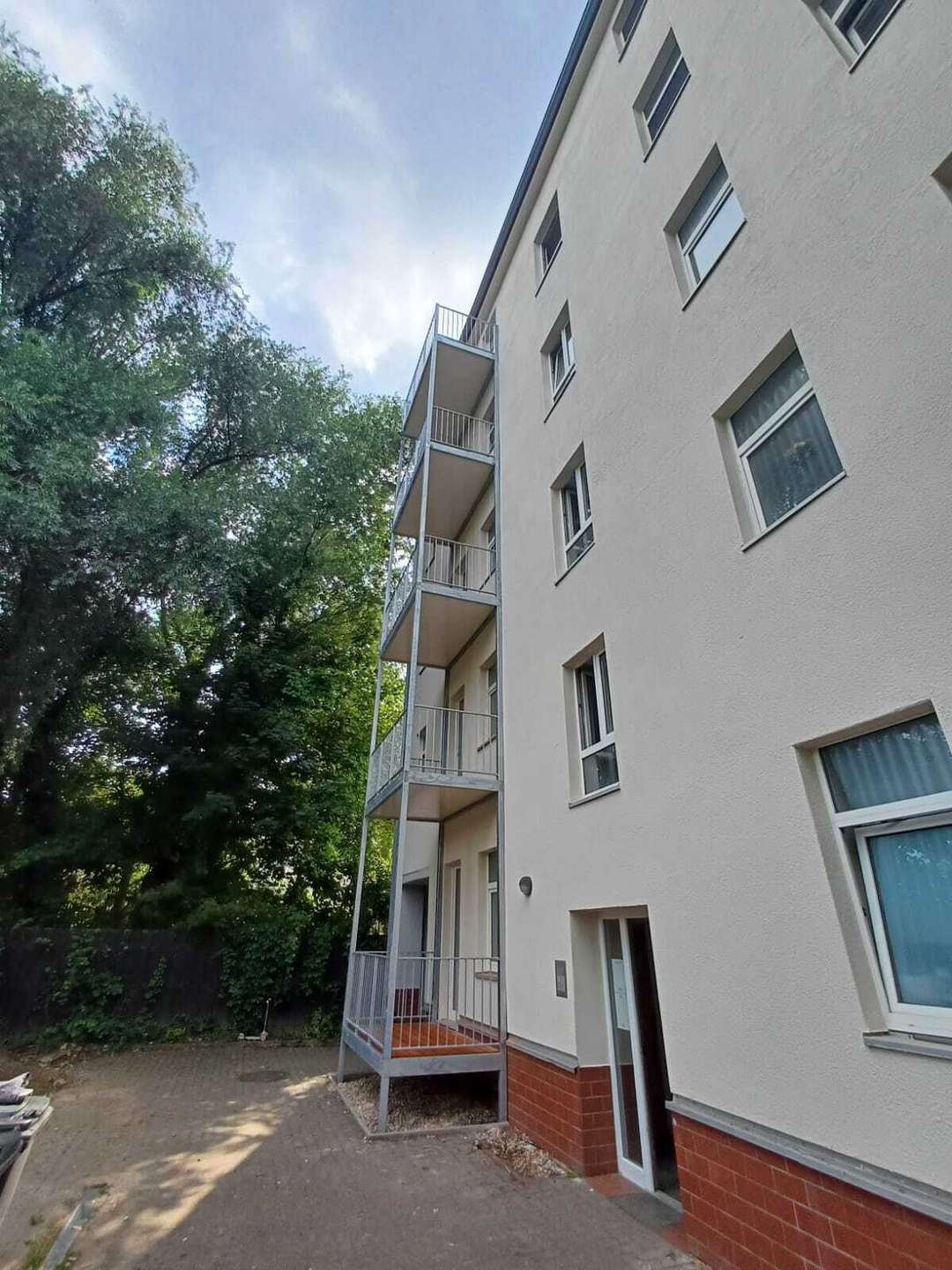 Property thumbnail 8