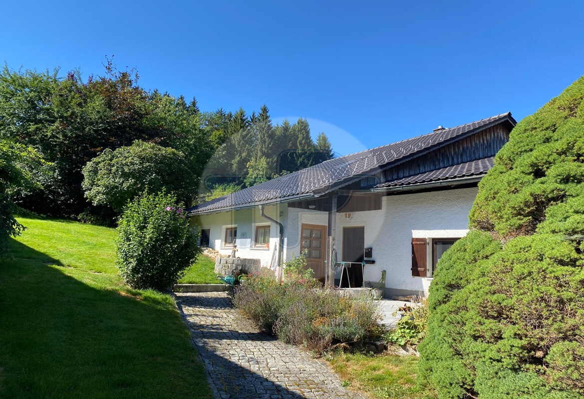 FERNBLICK - URIGES LANDHAUS MIT NEBENGÄUBEDEN – Freyung – Vorschaubild 6