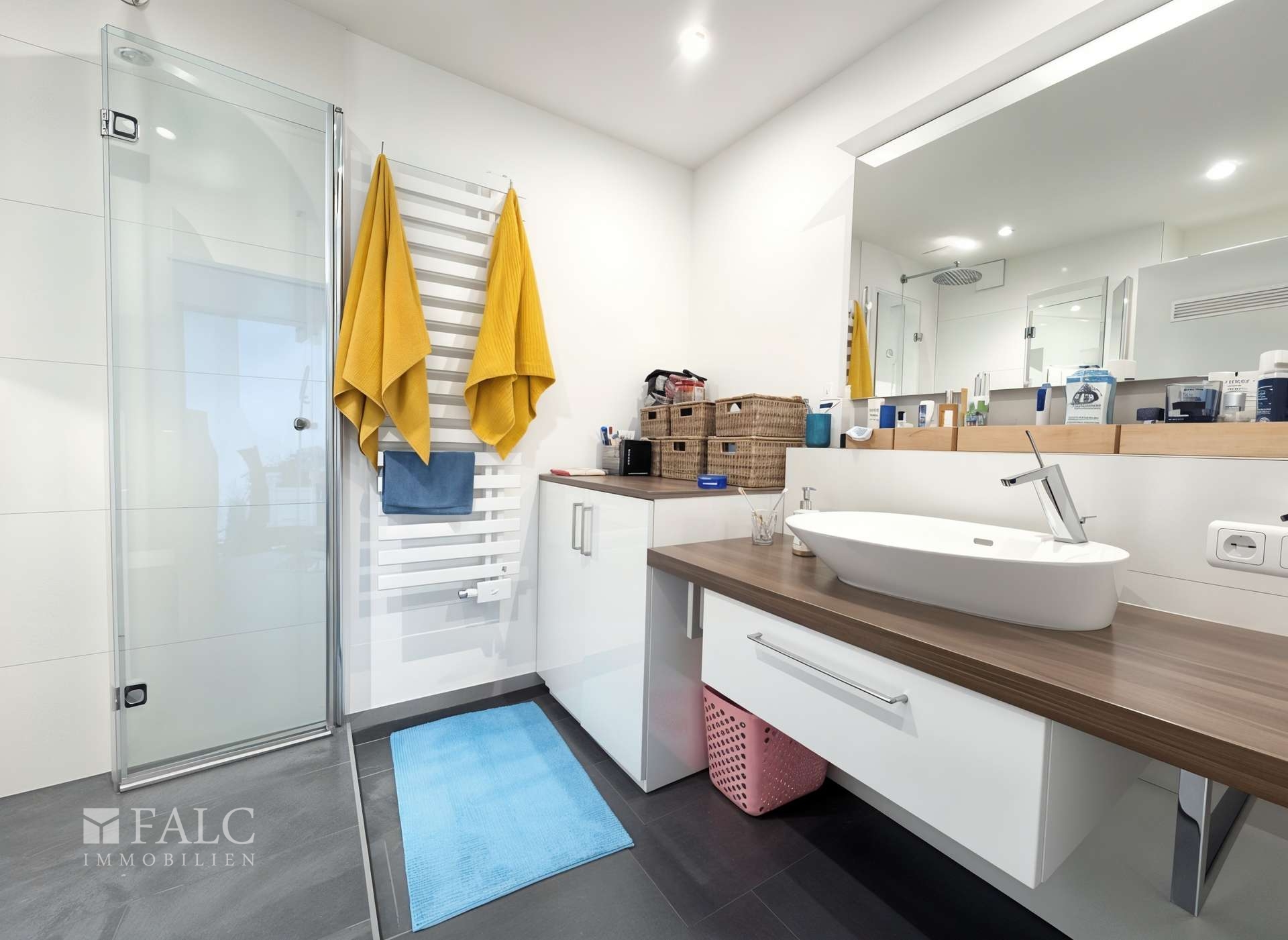 Top-Lage in Bonn-Altstadt: Moderne 3-Zimmer-Wohnung mit Stellplatz – Bonn – Vorschaubild 4