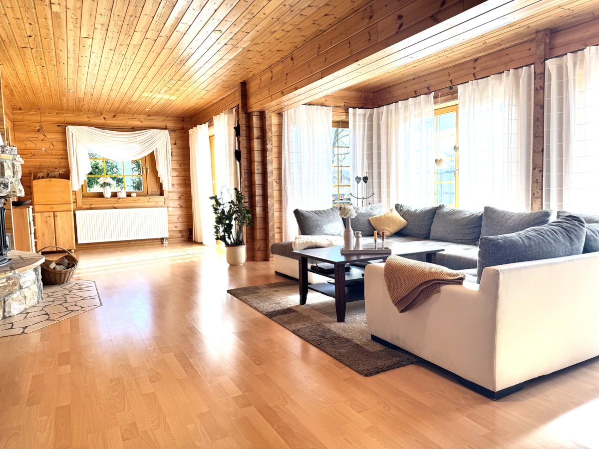 Umgeben von der Natur! Exklusives Landhaus im Blockhausstil. – Jatznick – Vorschaubild 9