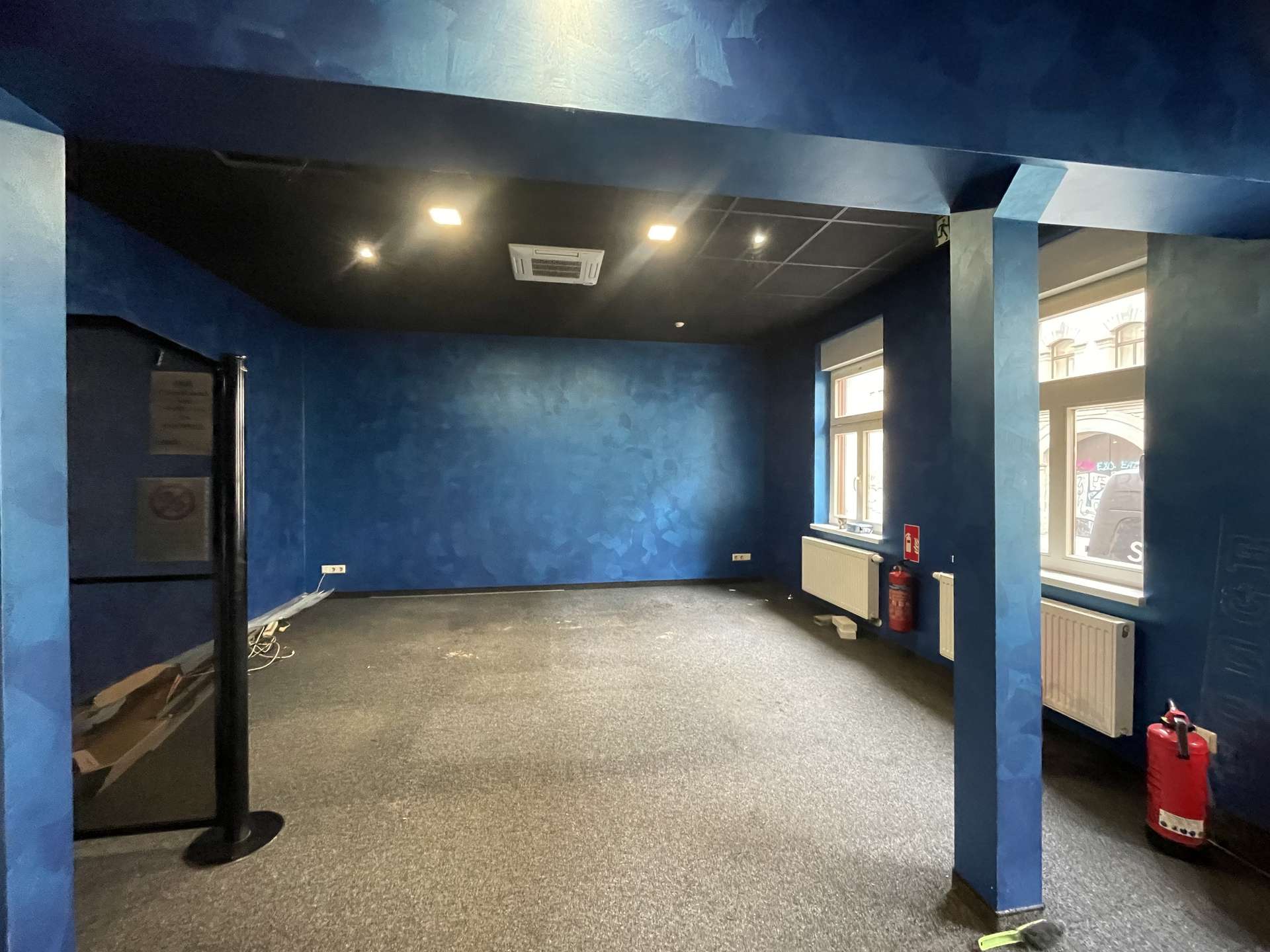 bg