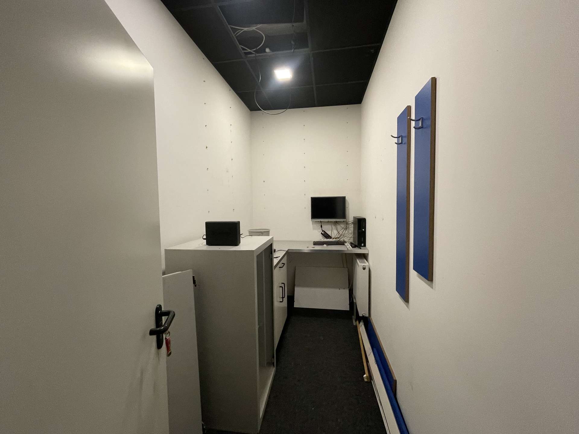 bg