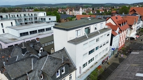 EIGENER LADEN UND WOHNUNGEN! – Kirchhain – Vorschaubild 2