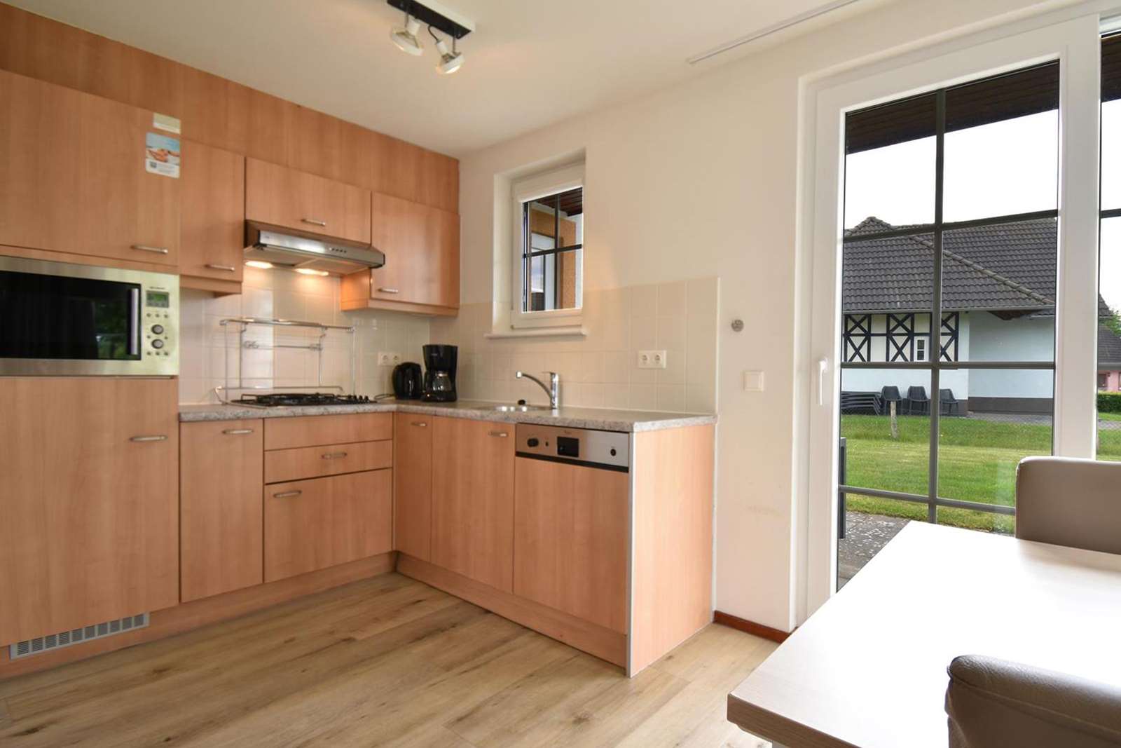 Property thumbnail 9