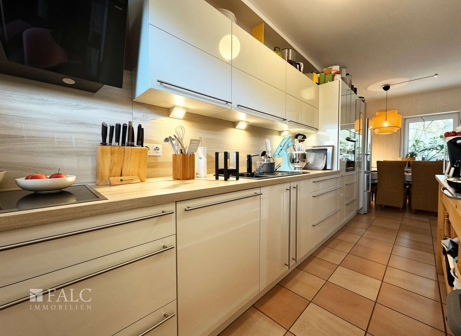 Property thumbnail 12