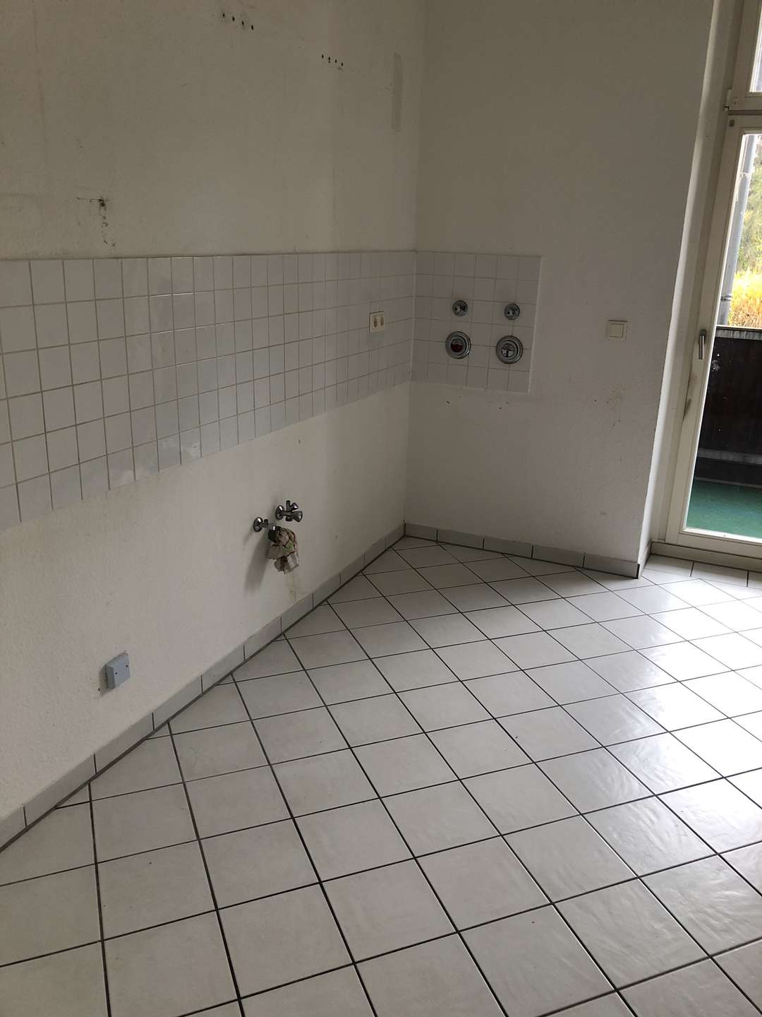 Property thumbnail 12