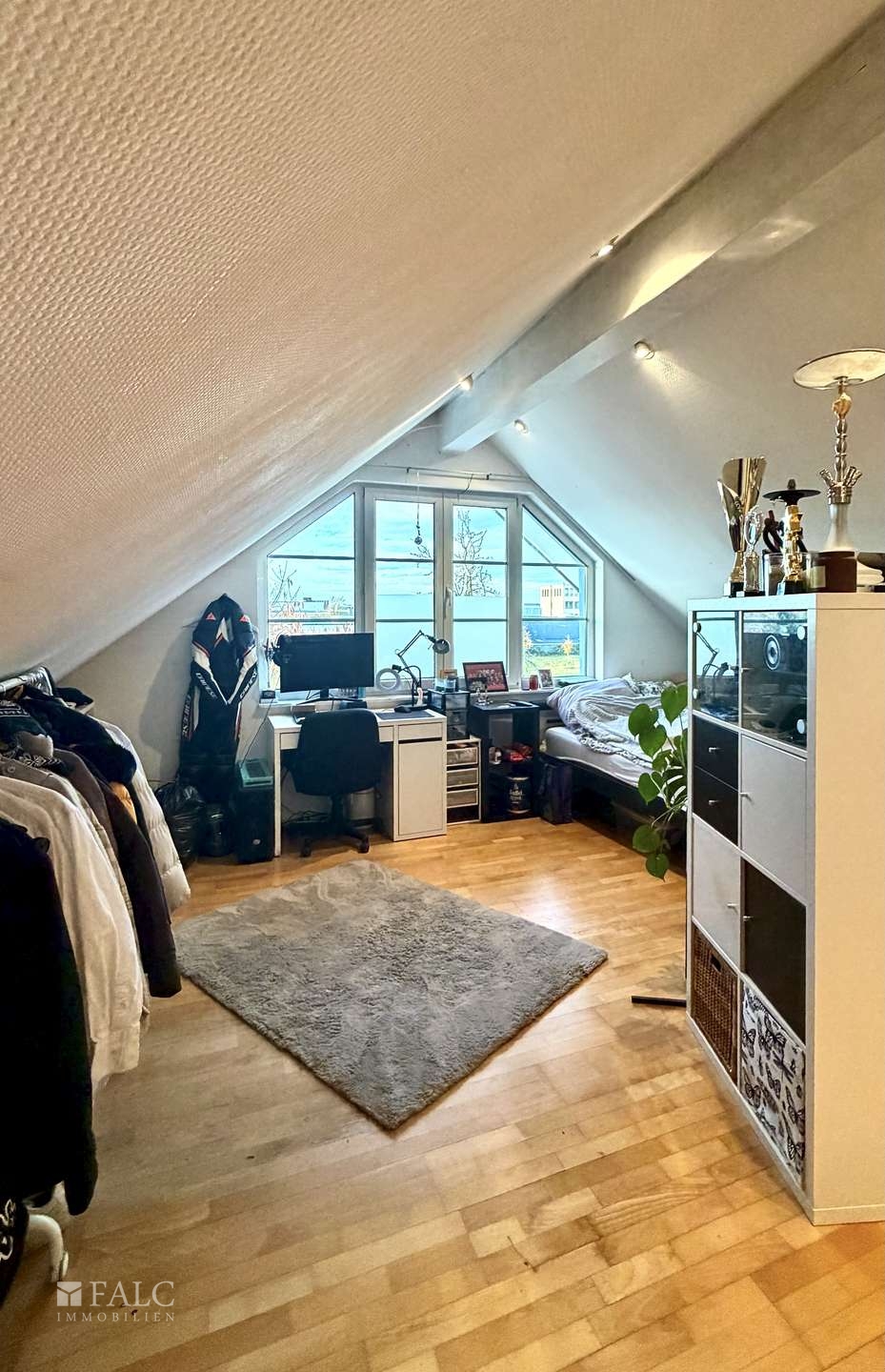 Ein Haus – viele Wege: Mehrfamilienhaus mit Garten, guten Mieterträgen und Ausbauchancen in Spich – Troisdorf – Vorschaubild 21