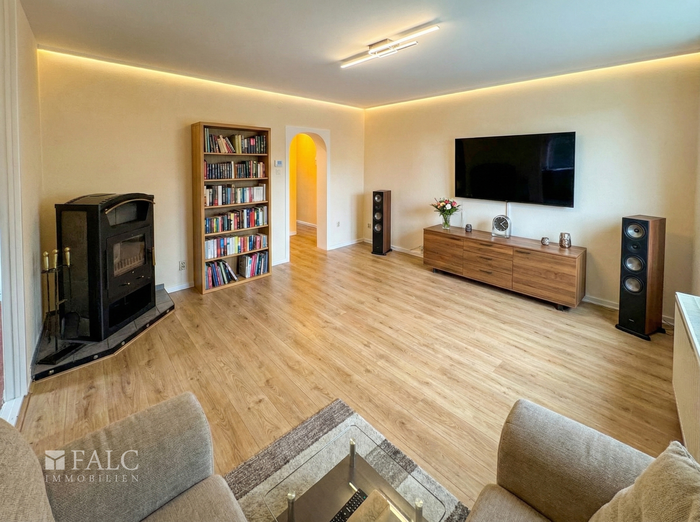 Property thumbnail 2