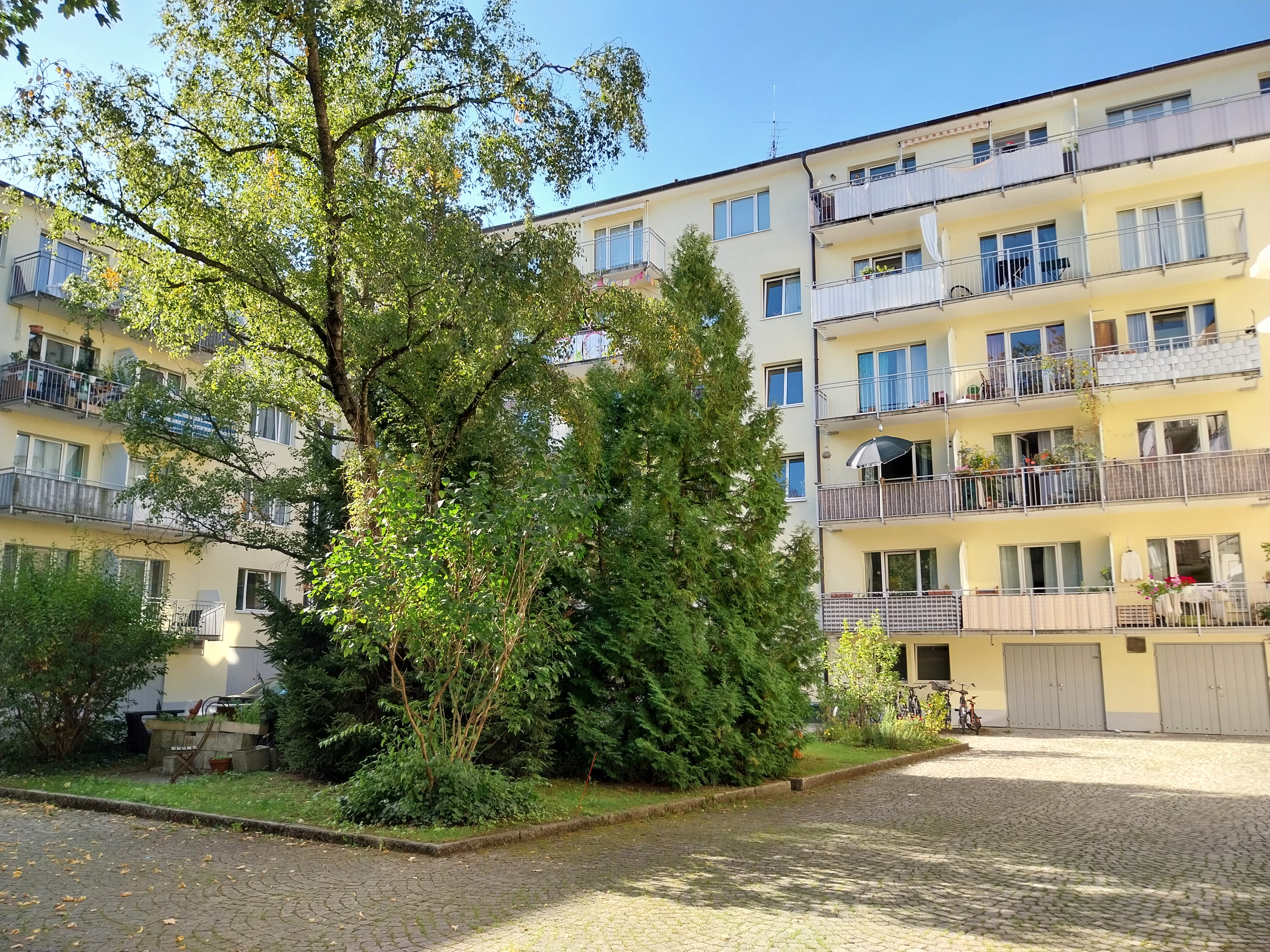 Maxvorstadt, U1, FREIE und renovierte 3-Zi.-Whg, ruhig und zentral