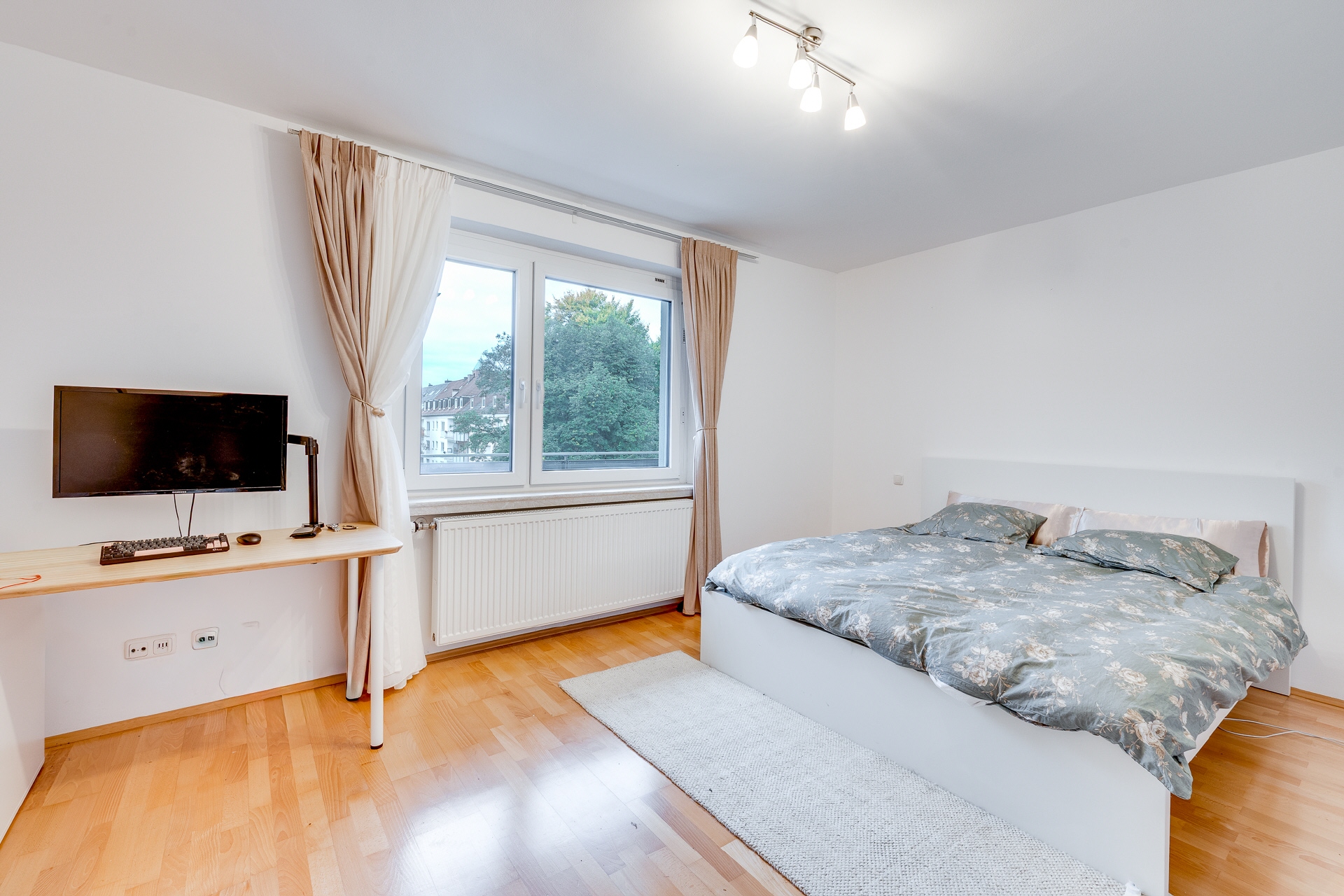 Property thumbnail 3