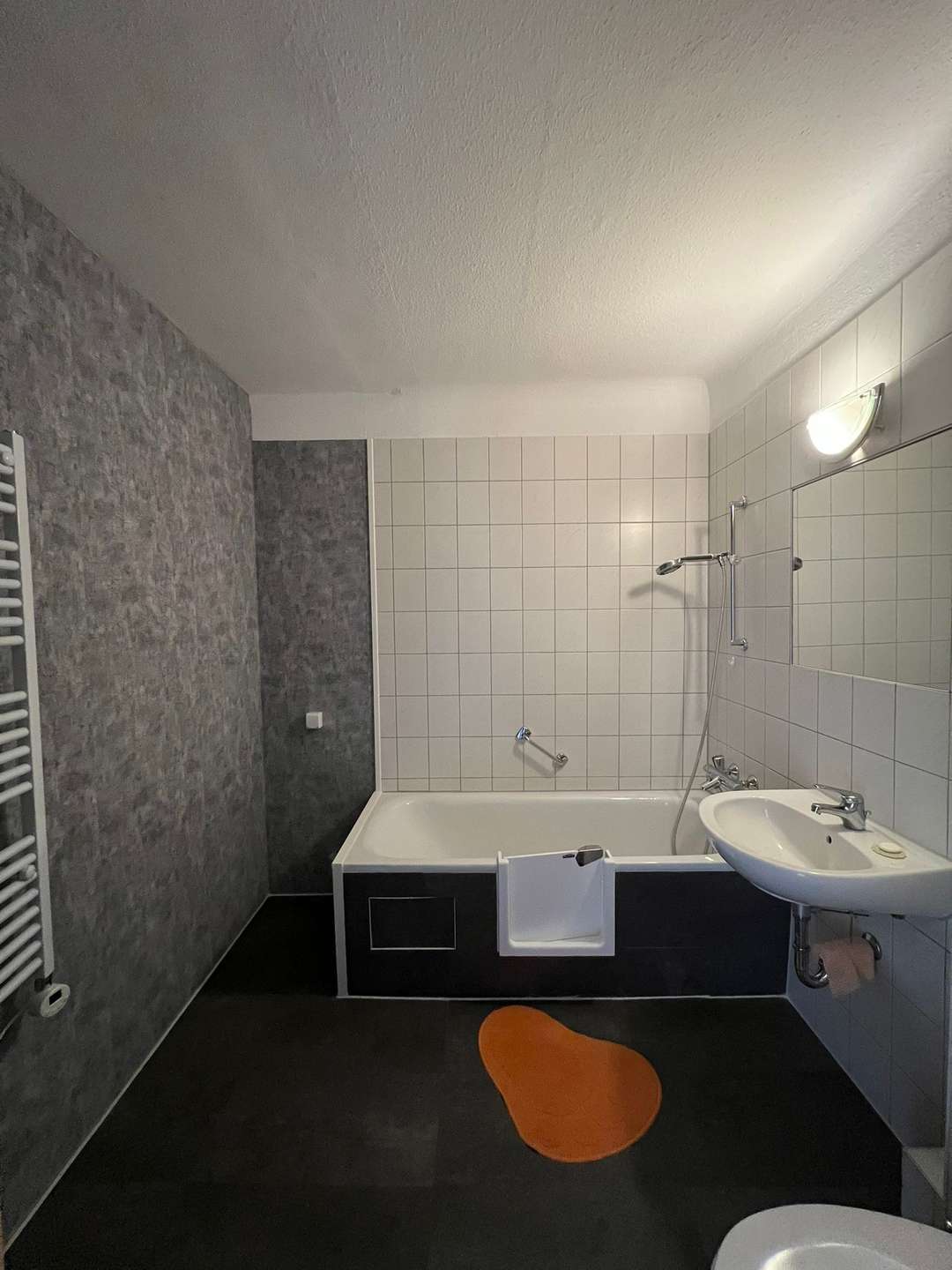 Bezugsfreie 3-Zimmer-Wohnung in Erfurt: Wohntraum und Kapitalanlage mit 5 % Rendite – Erfurt – Vorschaubild 10