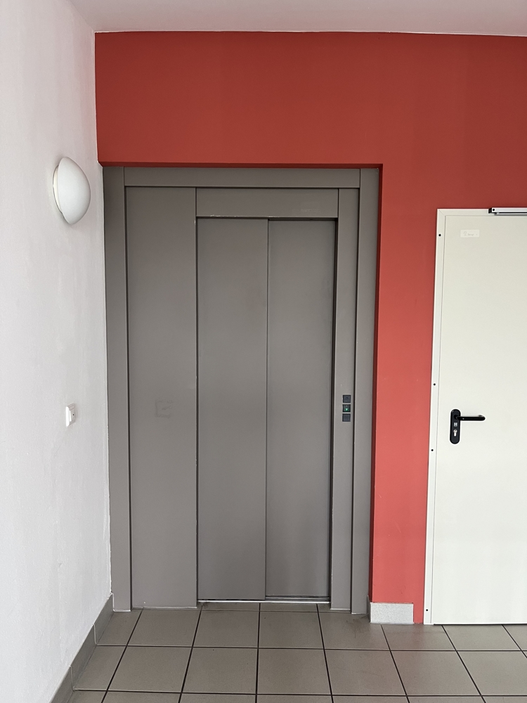 Property thumbnail 6