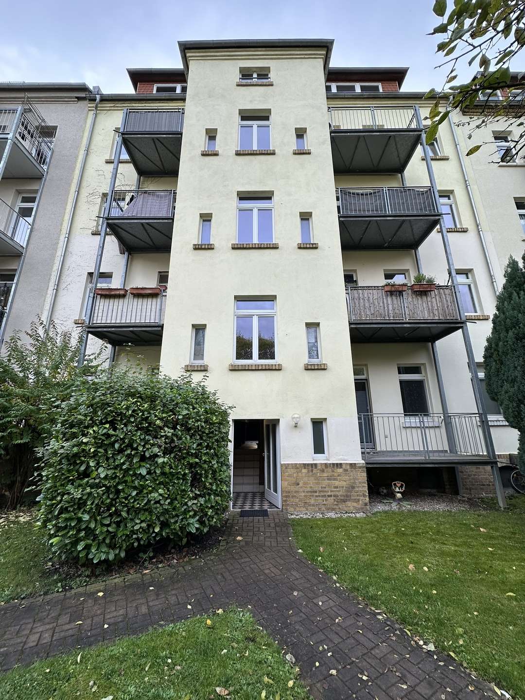 Property thumbnail 16