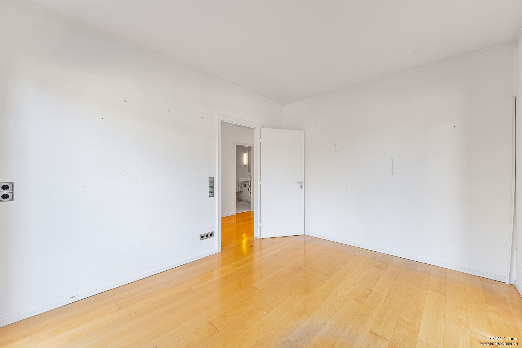 Property thumbnail 12