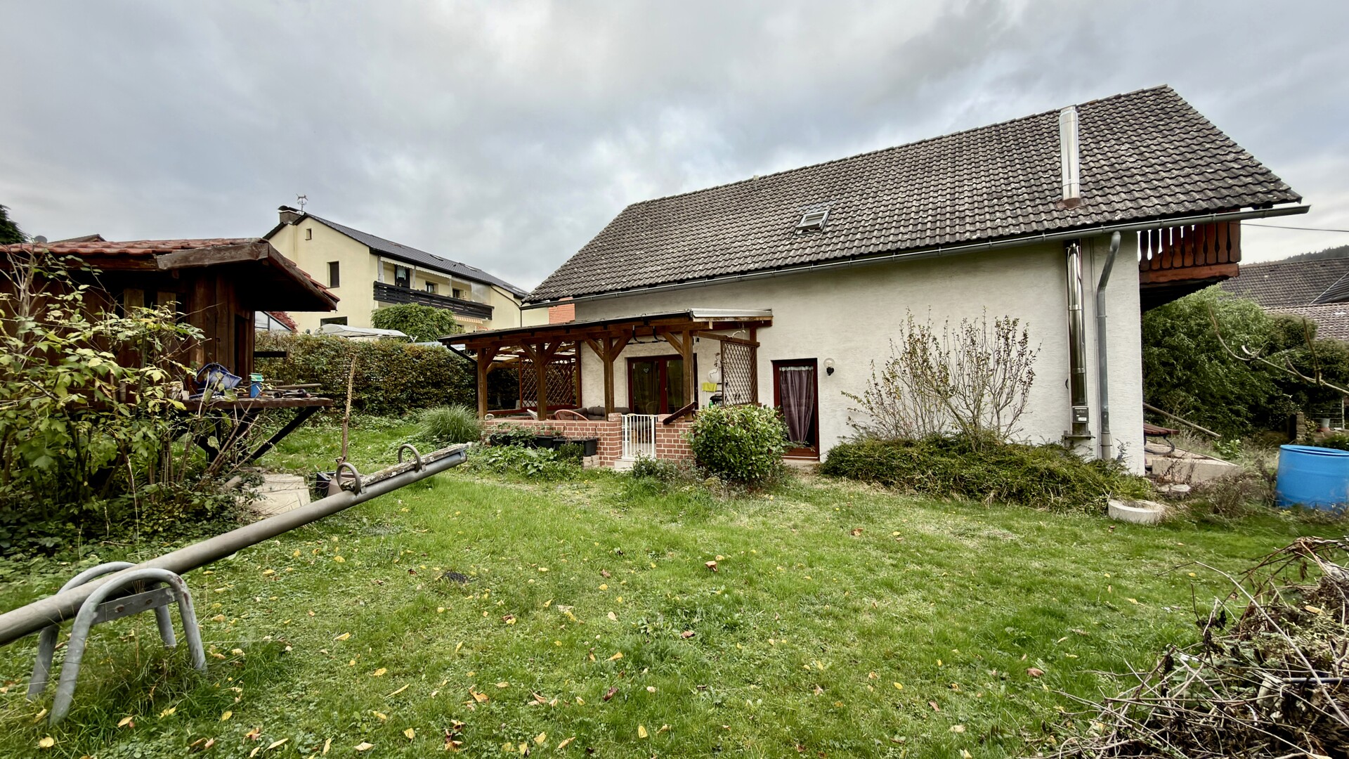 Attraktives Einfamilienhaus mit großem Raumangebot und Garten - Keine Käuferprovision! – Malsfeld / Beiseförth – Vorschaubild 2