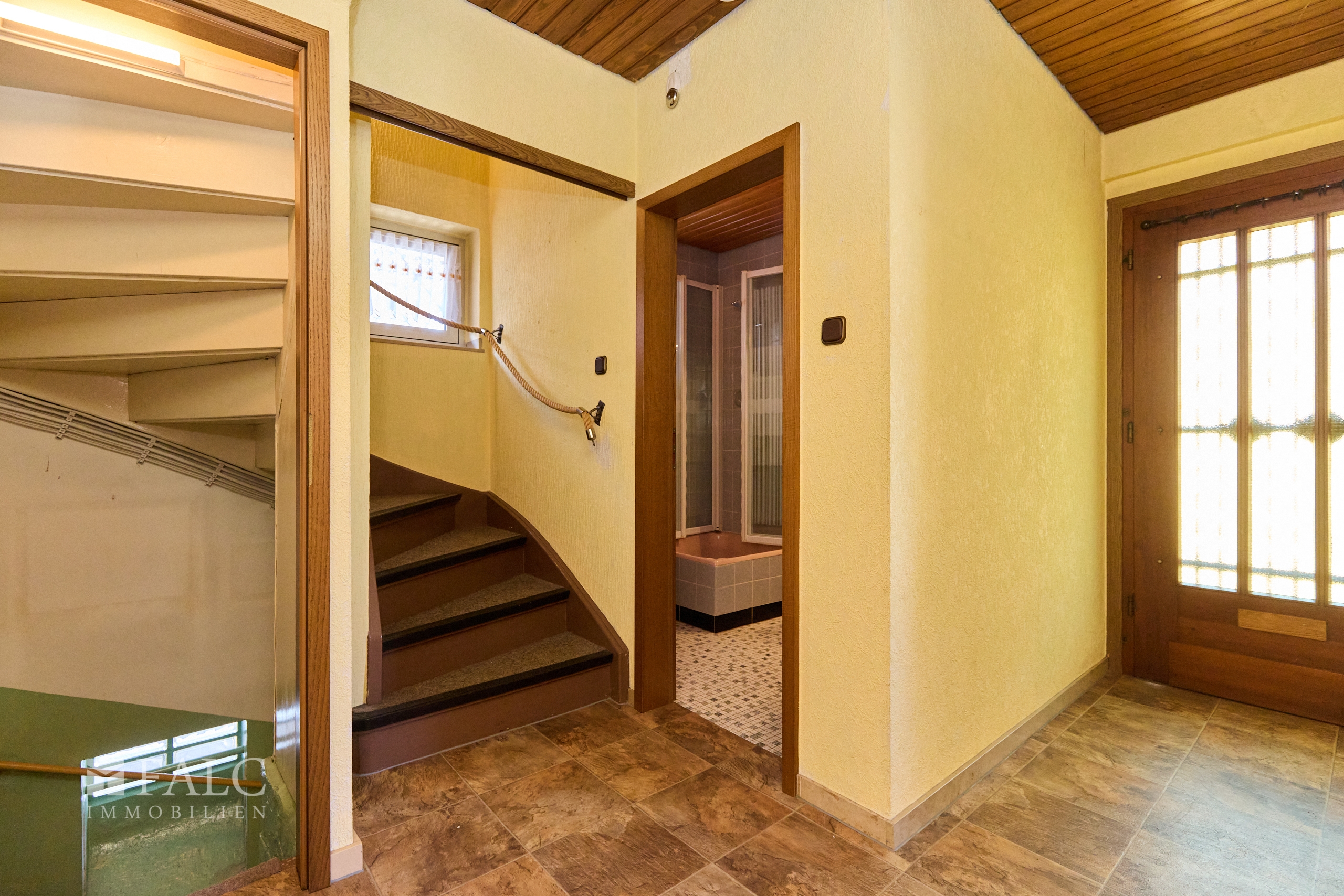 Property thumbnail 8