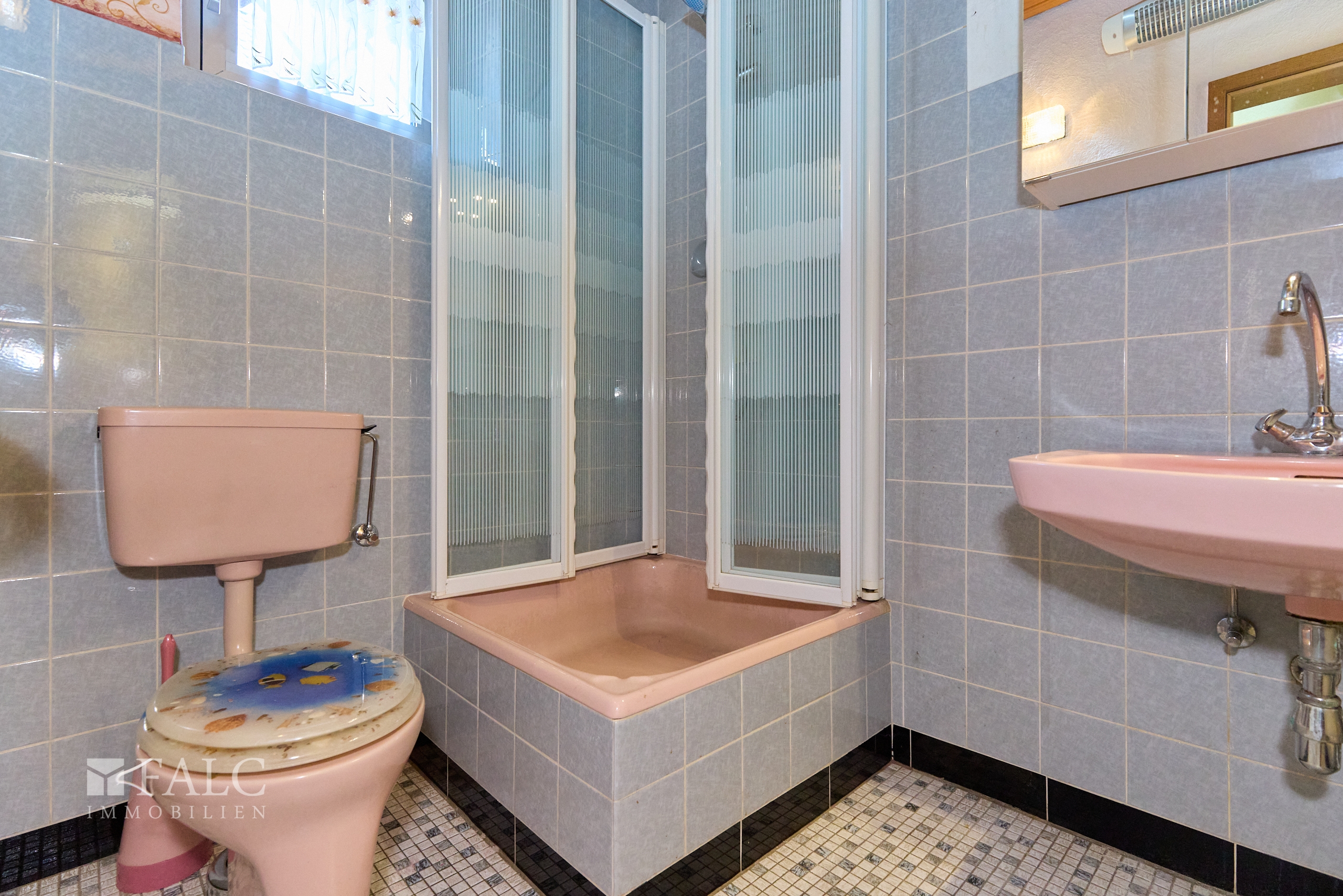 Property thumbnail 9