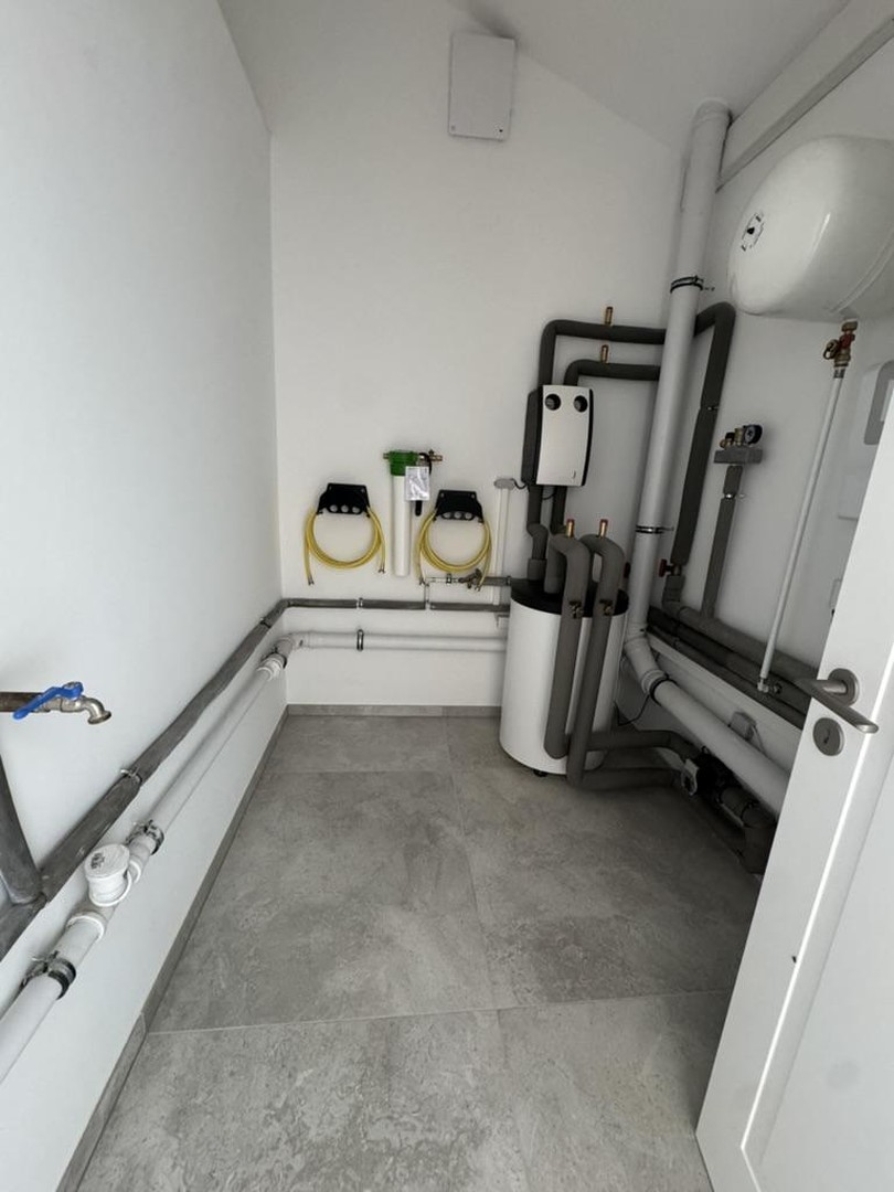 Property thumbnail 15