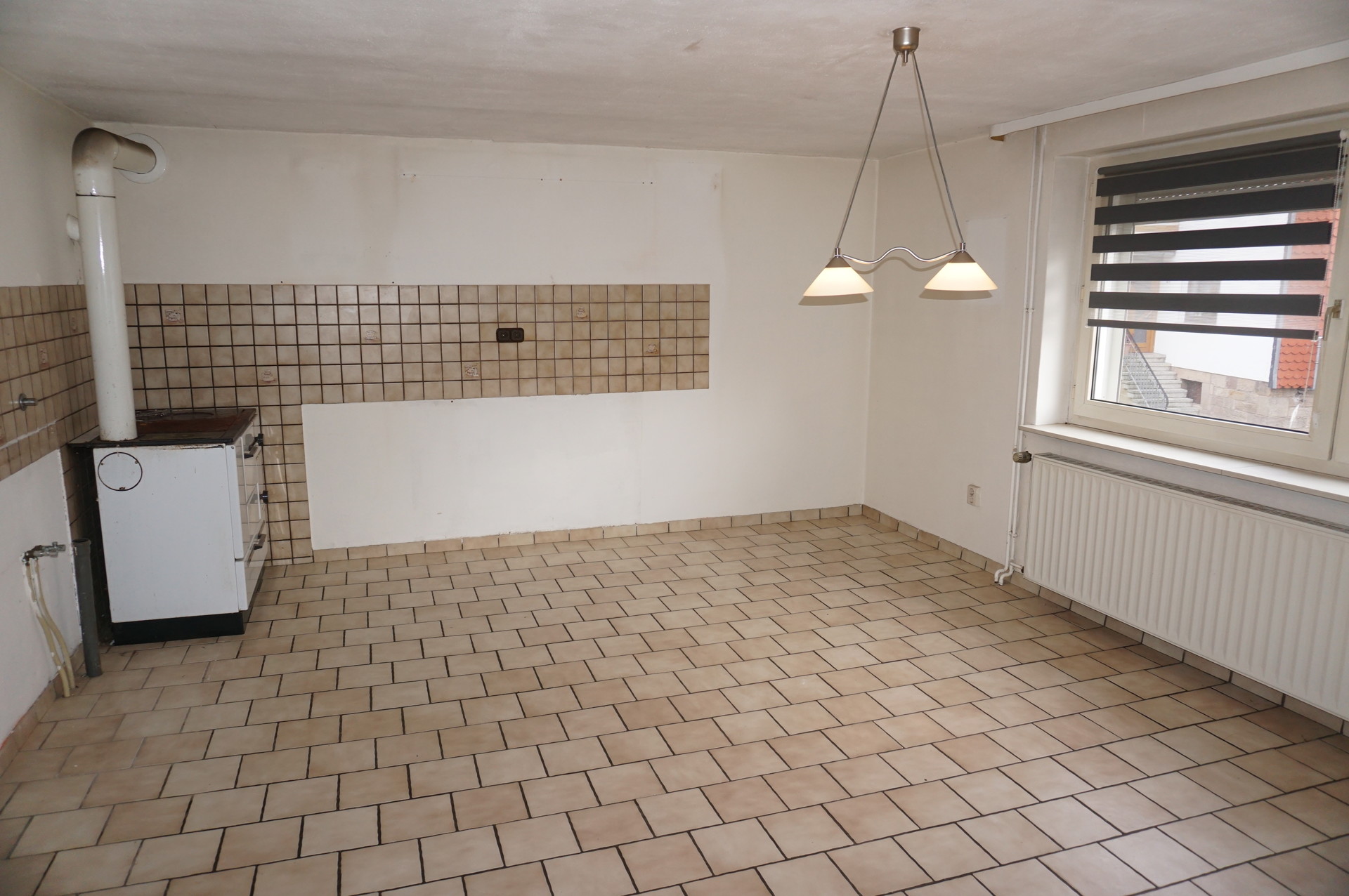 Viel Platz für eine große Familie. Keine Käuferprovision! – Morschen – Vorschaubild 4