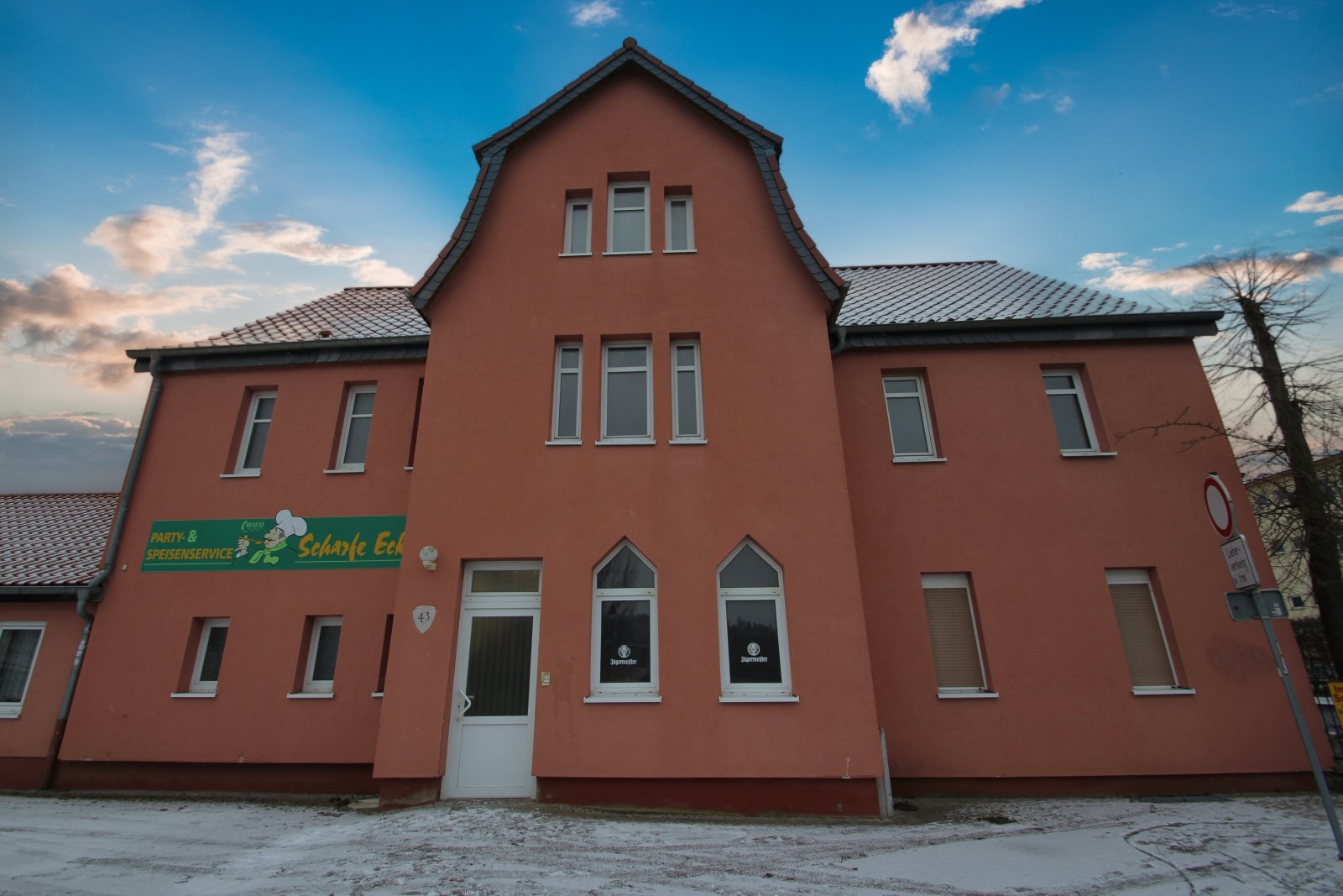 bg