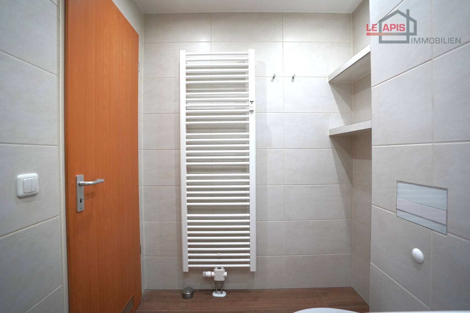 Property thumbnail 11