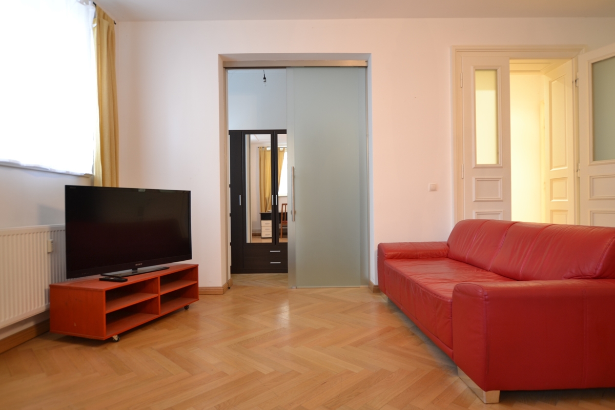 Property thumbnail 7