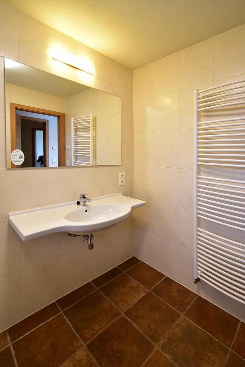 Freistehendes 4-Personen-Ferienhaus mit neuer Küche und 2 Bädern im Ferienresort Cochem (3553) – Cochem – Vorschaubild 12