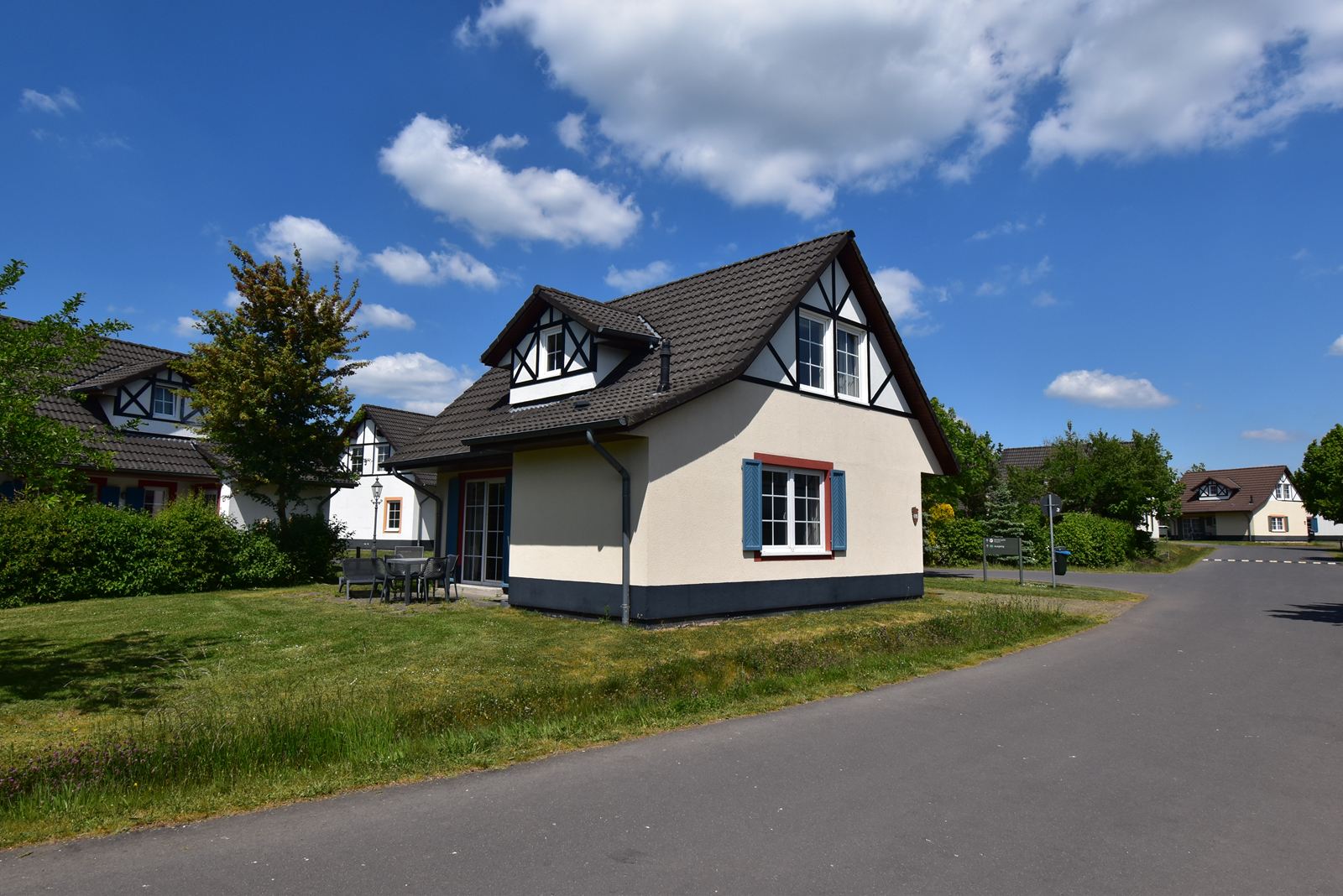 Freistehendes 4-Personen-Ferienhaus mit neuer Küche und 2 Bädern im Ferienresort Cochem (3553) – Cochem – Vorschaubild 23