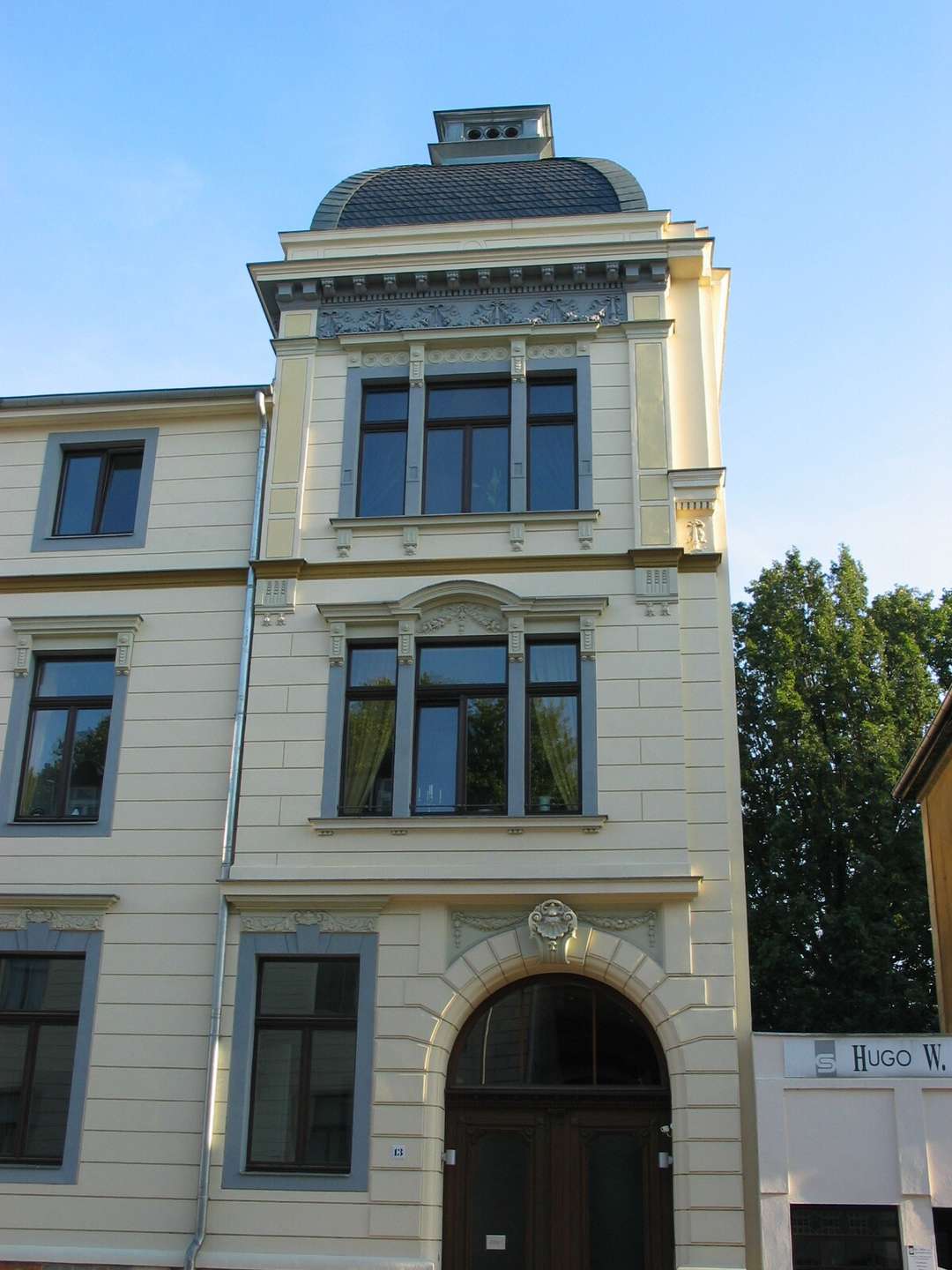 Property thumbnail 6