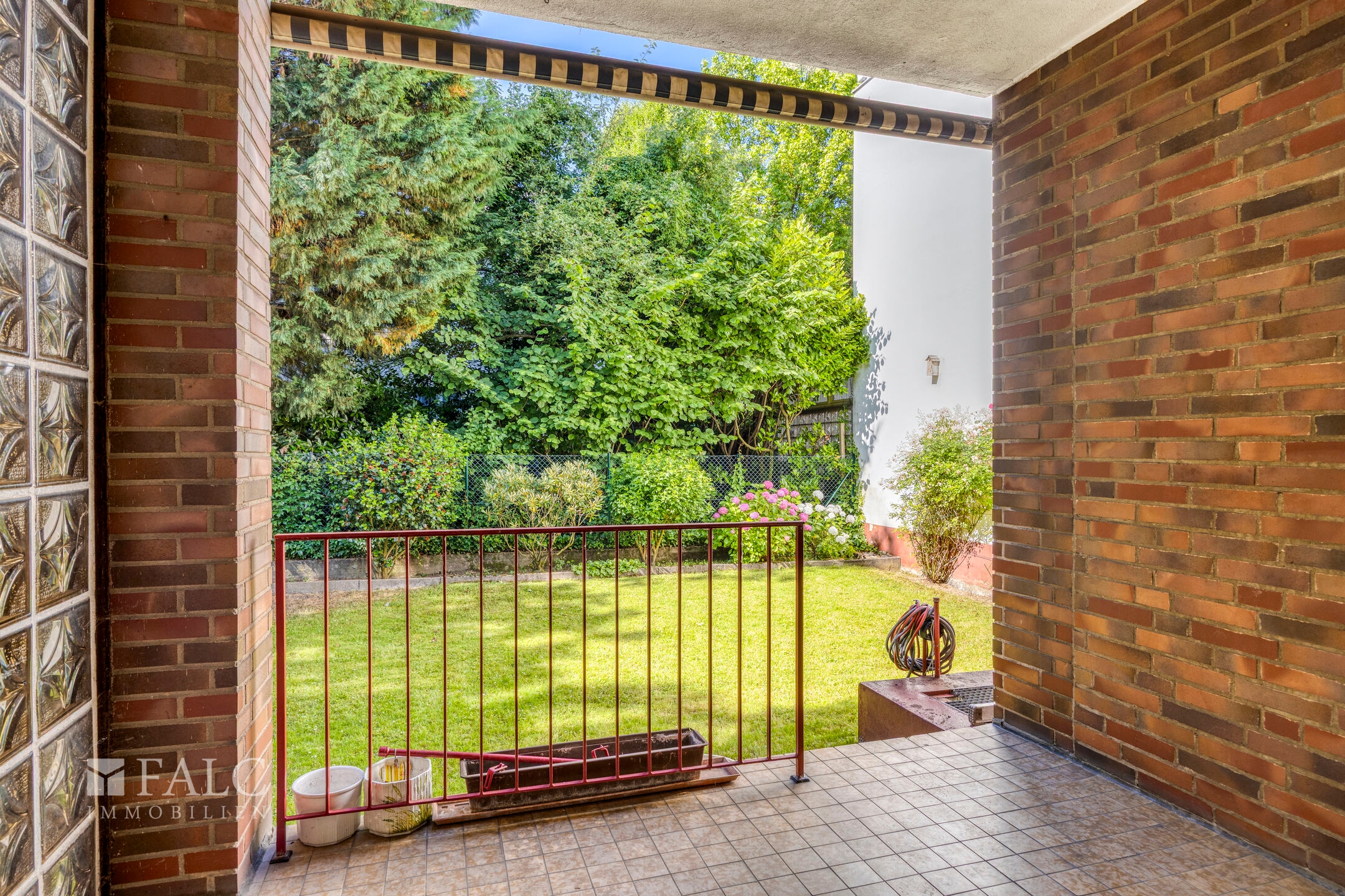 Property thumbnail 11