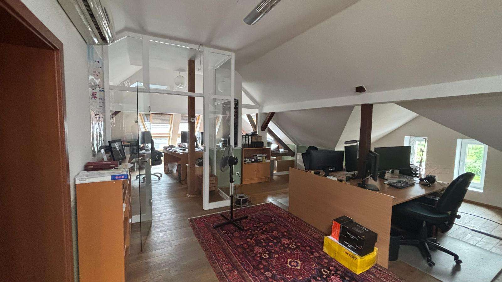 Property thumbnail 7