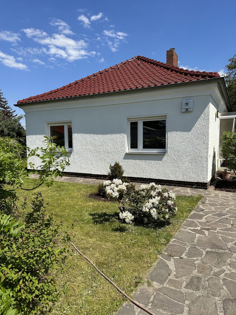 Möbliertes Einfamilienhaus in Berlin - Rudow (Mindestmietzeit 2 Monate)