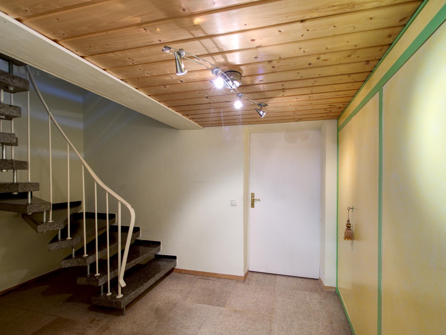 Property thumbnail 25