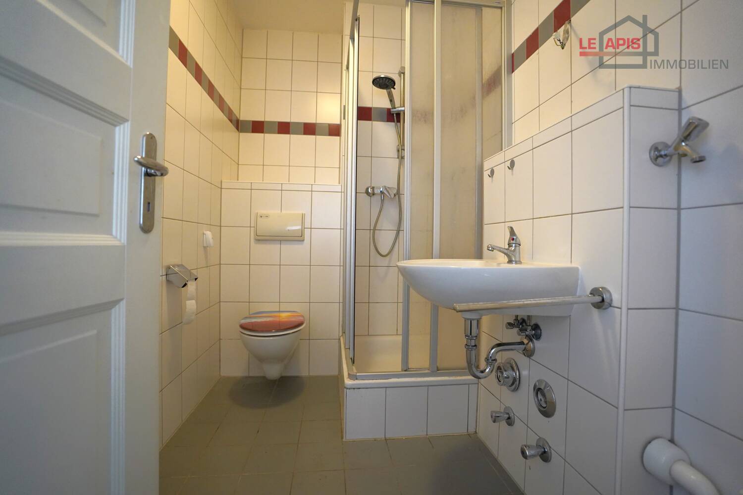 Property thumbnail 11