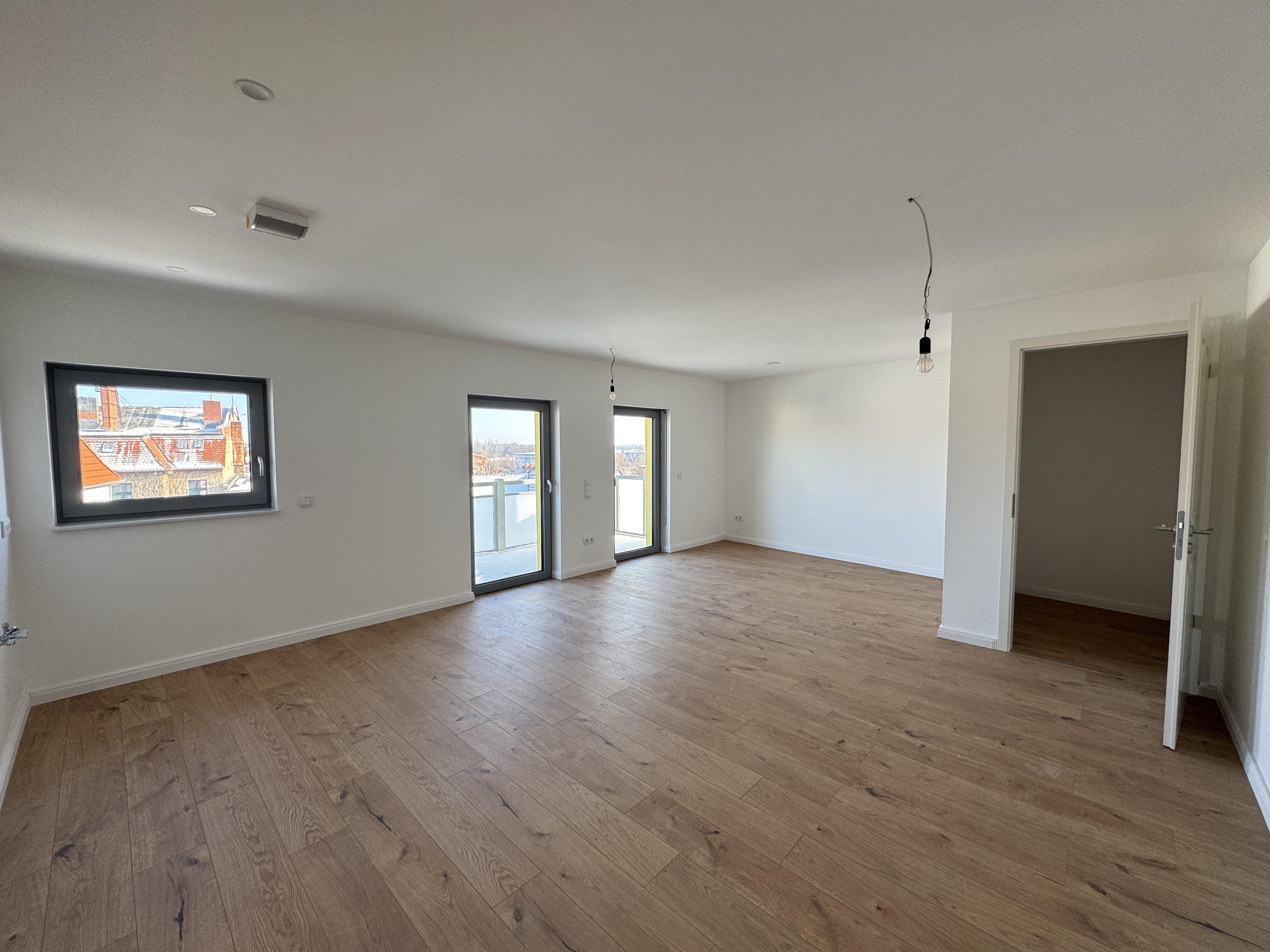 Moderne 3-Raum-Wohnung im Dachgeschoss mit Balkon in Elbnähe – Magdeburg – Vorschaubild 5