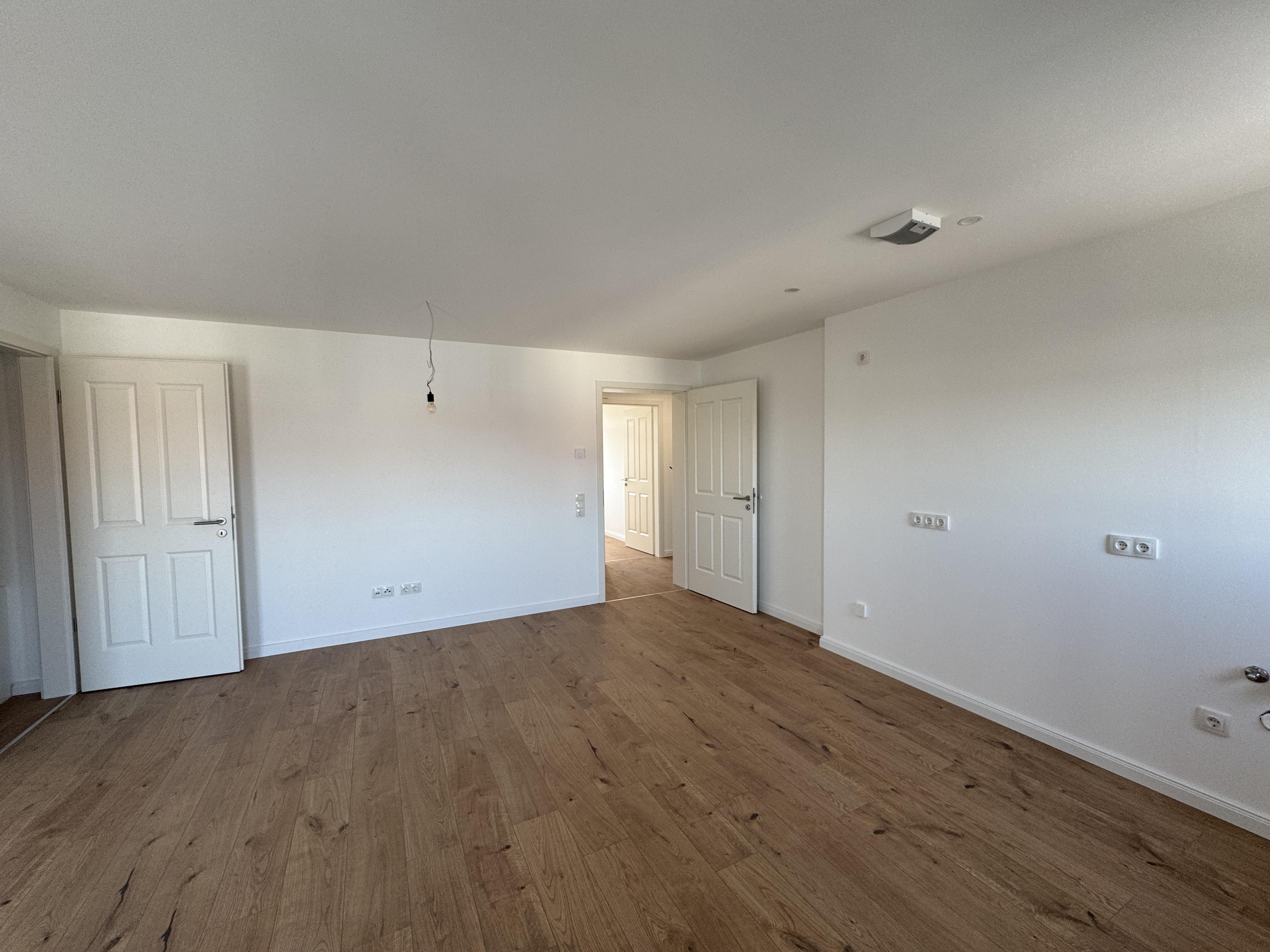 Moderne 3-Raum-Wohnung im Dachgeschoss mit Balkon in Elbnähe – Magdeburg – Vorschaubild 7
