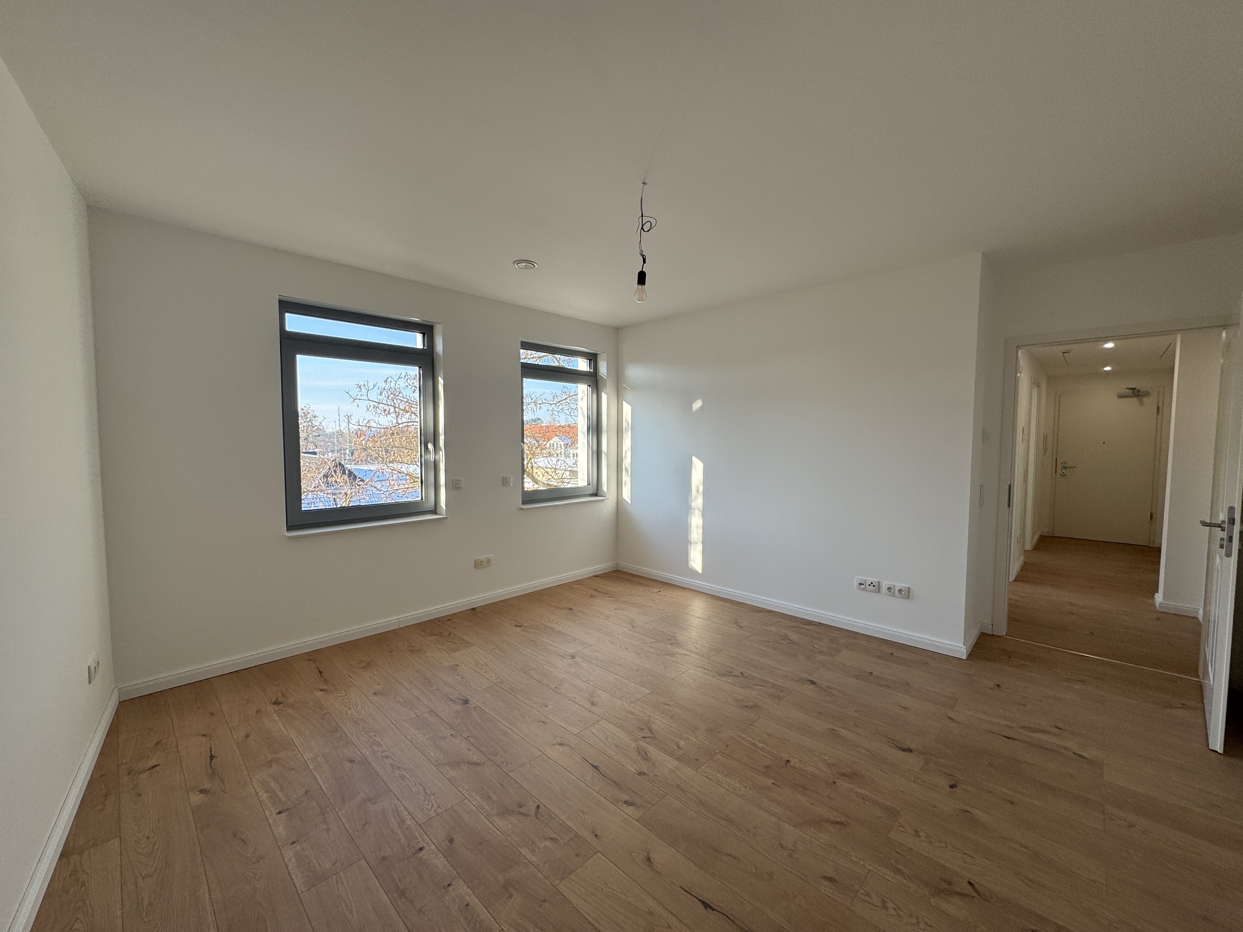 Moderne 3-Raum-Wohnung im Dachgeschoss mit Balkon in Elbnähe – Magdeburg – Vorschaubild 9