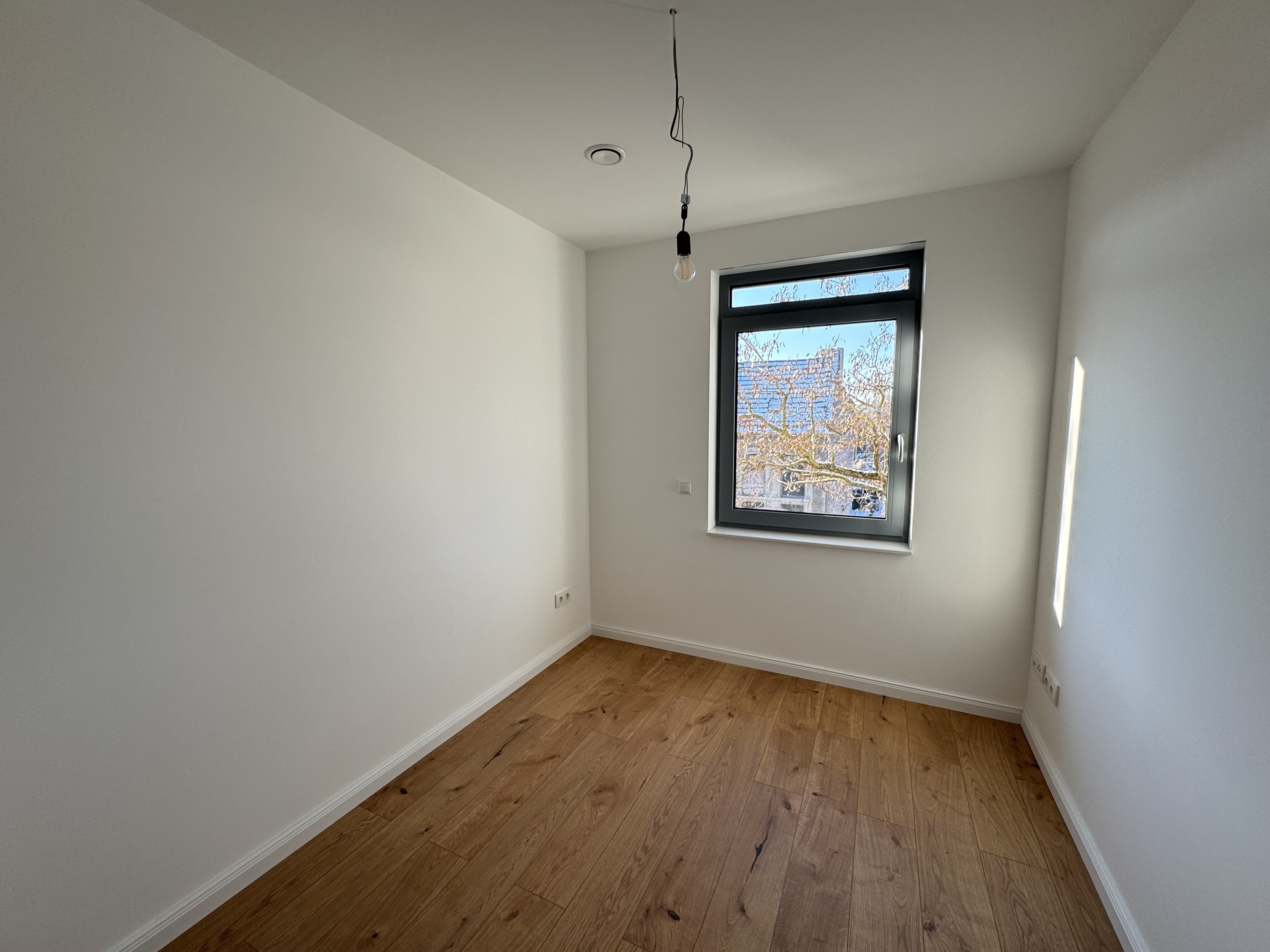 Moderne 3-Raum-Wohnung im Dachgeschoss mit Balkon in Elbnähe – Magdeburg – Vorschaubild 12