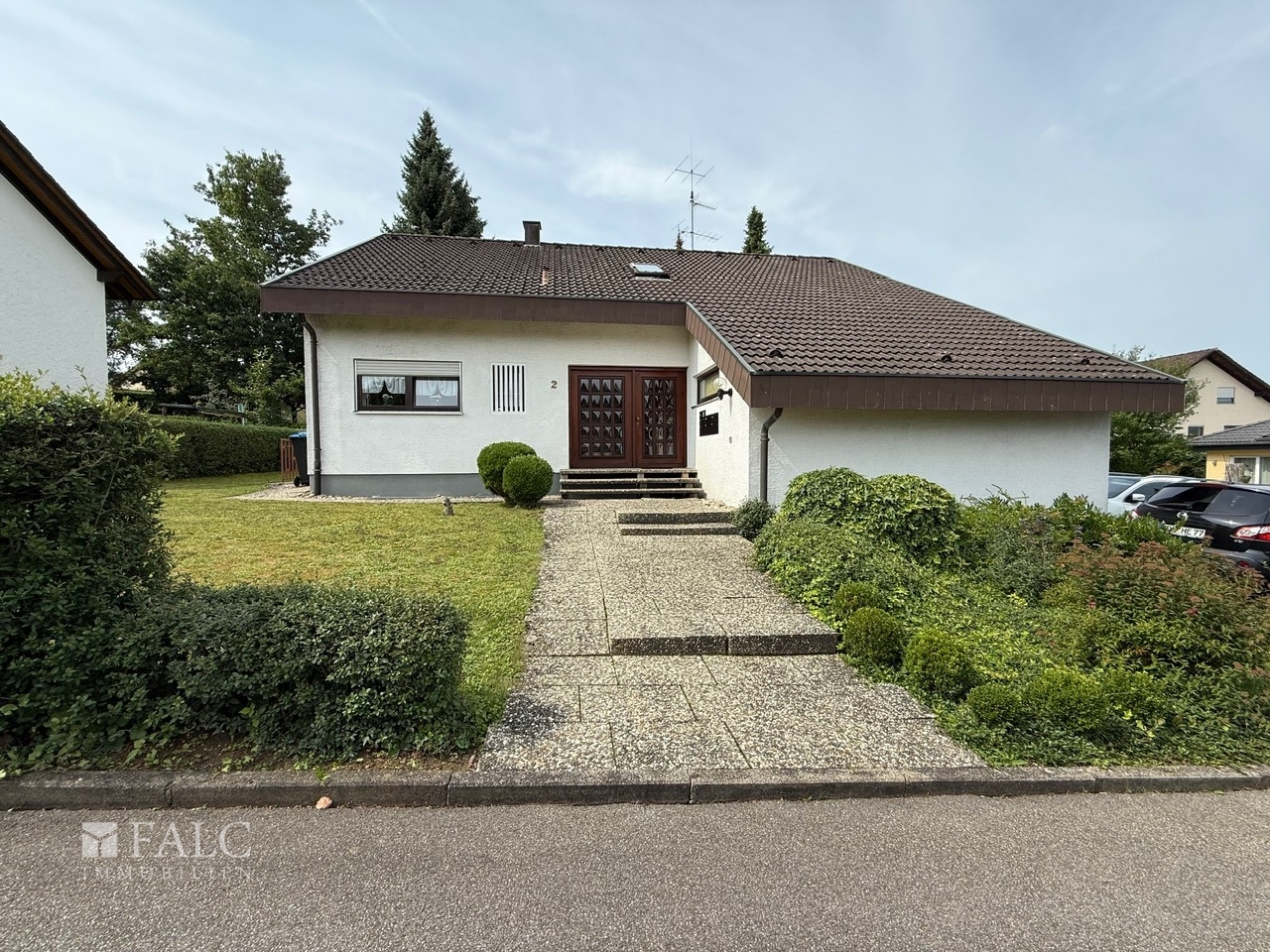 Großes und ruhig gelegenes 2 Familien Architektenhaus + Schöner großer Garten – Horb am Neckar – Vorschaubild 2
